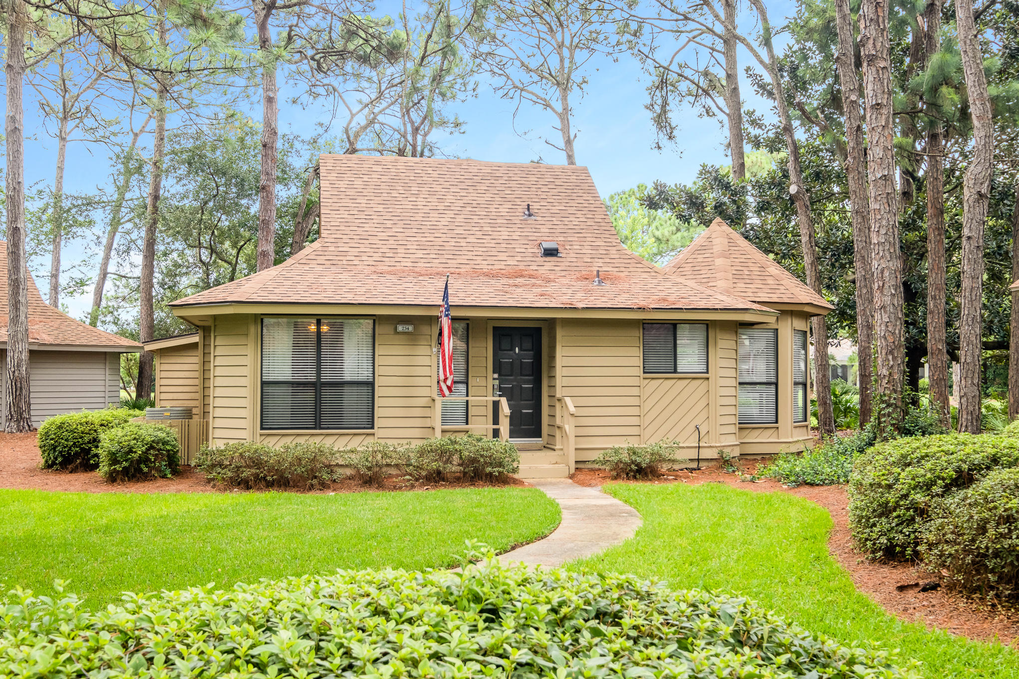 Tranquility awaits at this impeccable updated home, conveniently located in the Fairways of Sandestin, on the Linkside Golf Course. This charming single story home greets you with a bright and welcoming space, open great room, which leads directly to the screened-in porch. The outdoor space is private and serene, with gracious southern exposure overlooking the golf course. It offers a new and large storage shed as well as a 2020 new roof, hot water heater, 2021 and washer and drier. This quaint and lovely property is turn-key ready for your primary or secondary home retreat, or as a rental. The Fairways is nestled amongst a well -maintained natural setting.