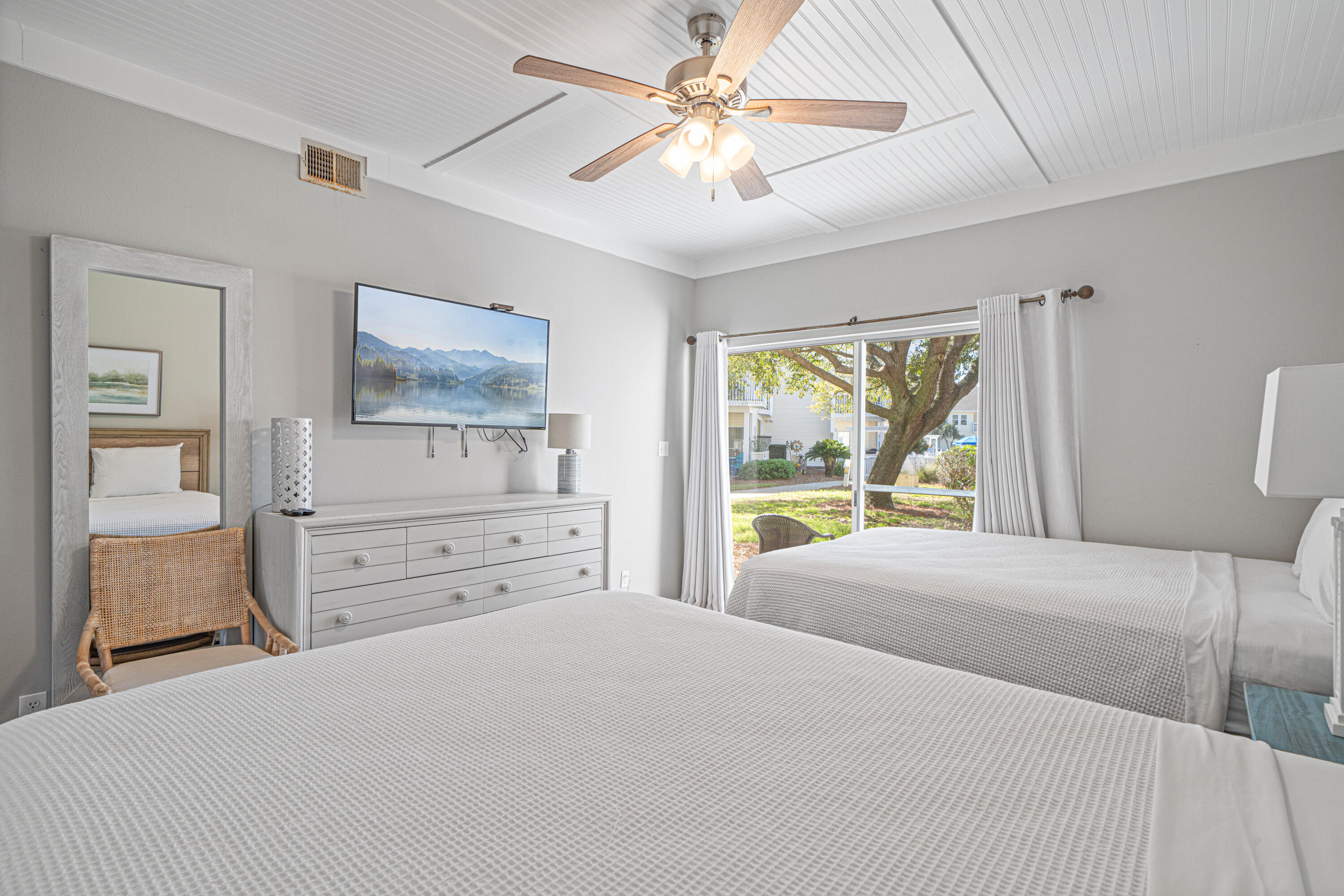 SANDPIPER COVE PH 25 - Residential