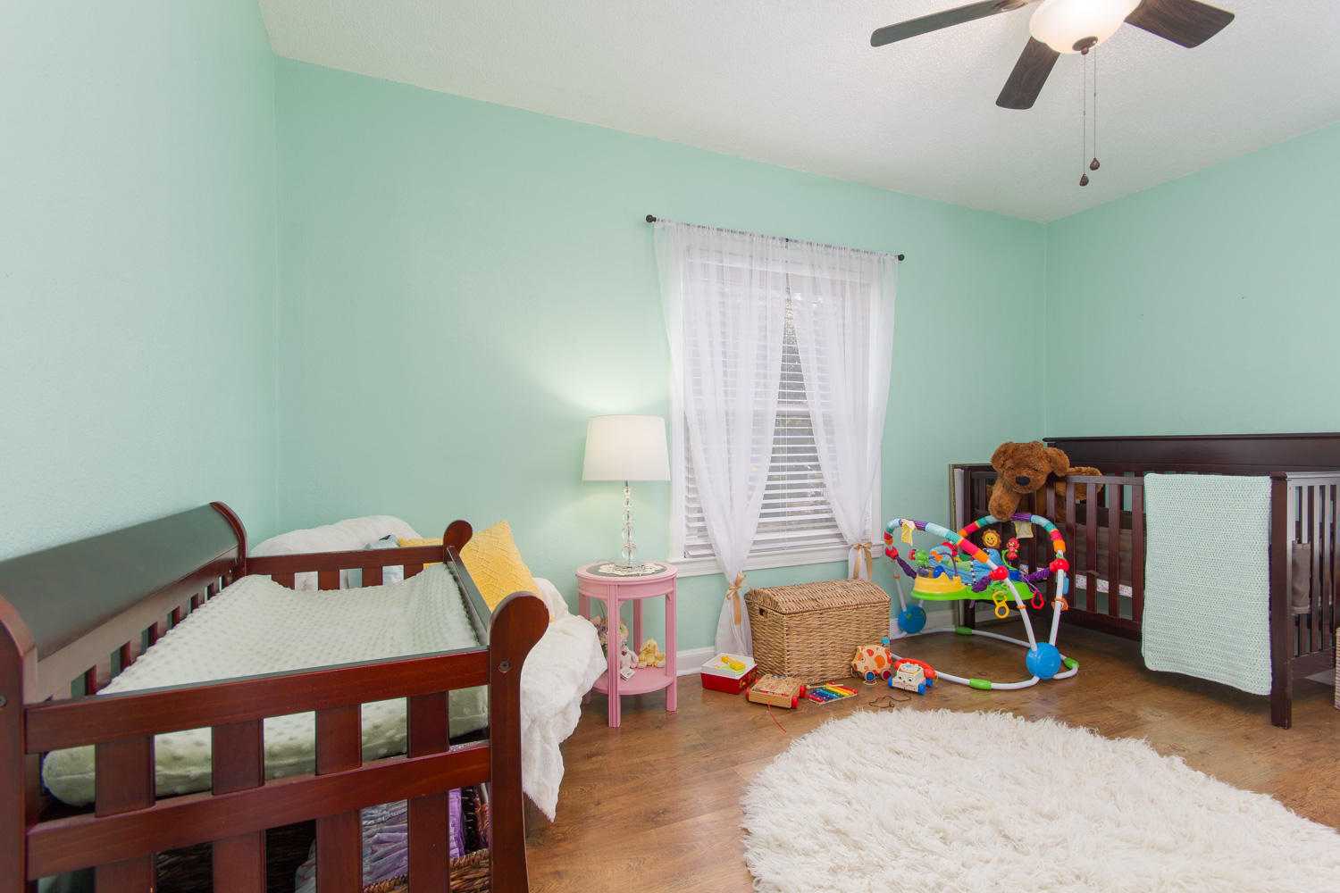 ELLIOTTS POINT - Residential