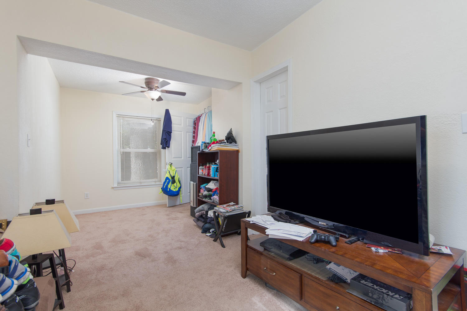 ELLIOTTS POINT - Residential