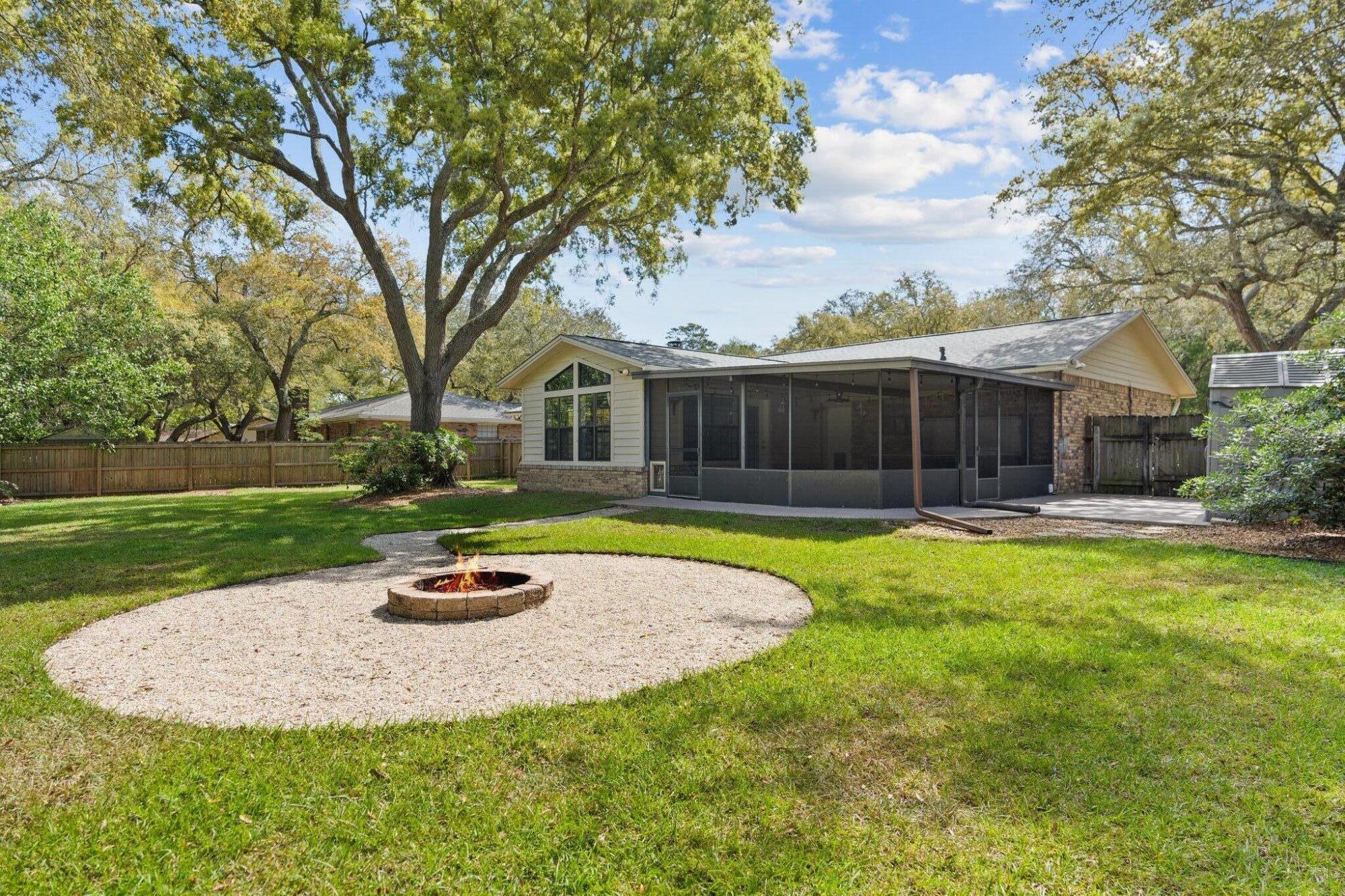 BLUEWATER BAY VILLAGE 1B - Residential