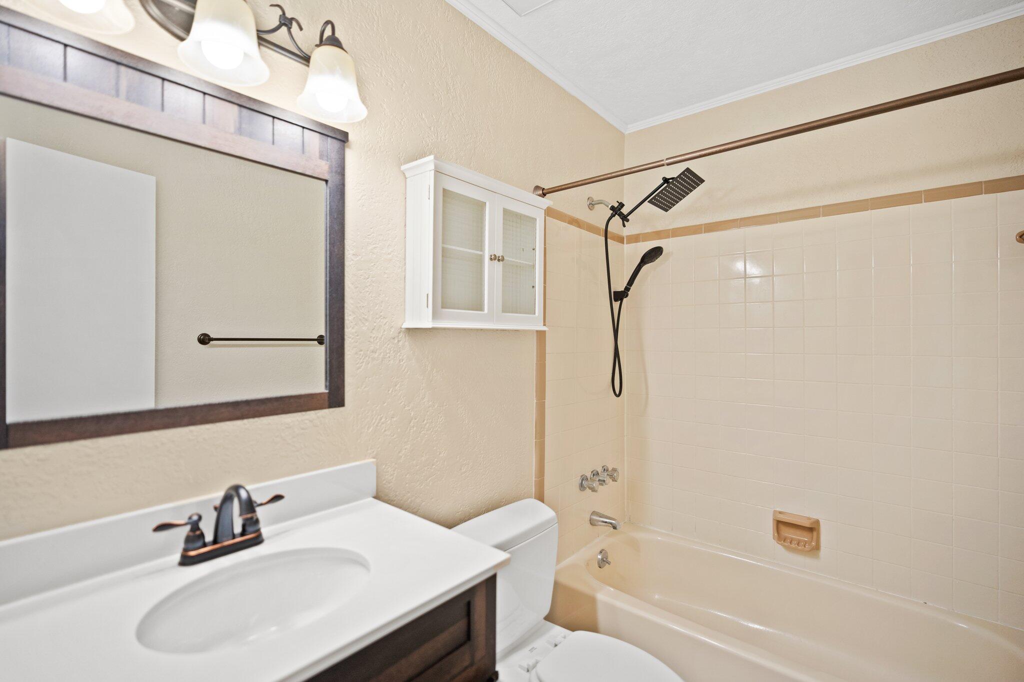 BLUEWATER BAY VILLAGE 1B - Residential