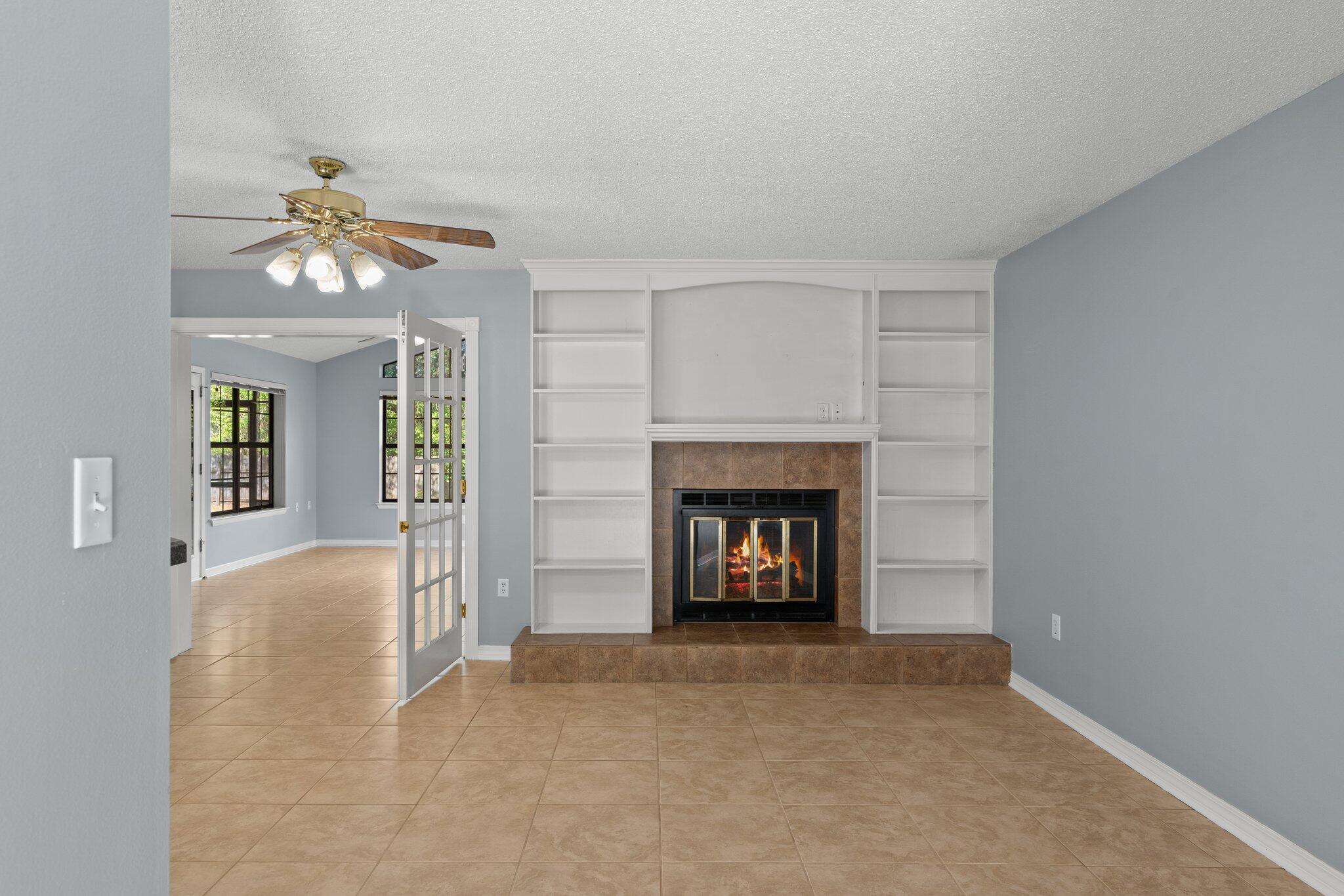 BLUEWATER BAY VILLAGE 1B - Residential