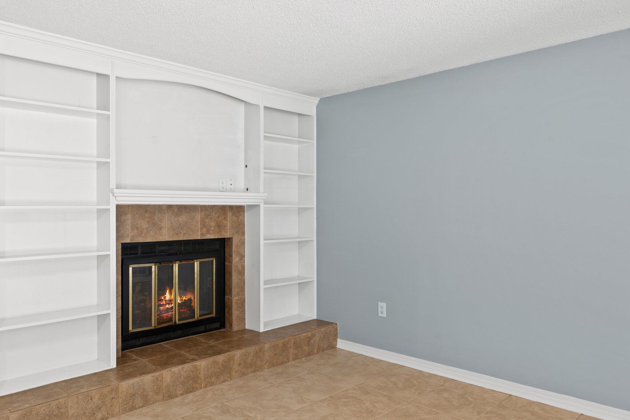 BLUEWATER BAY VILLAGE 1B - Residential