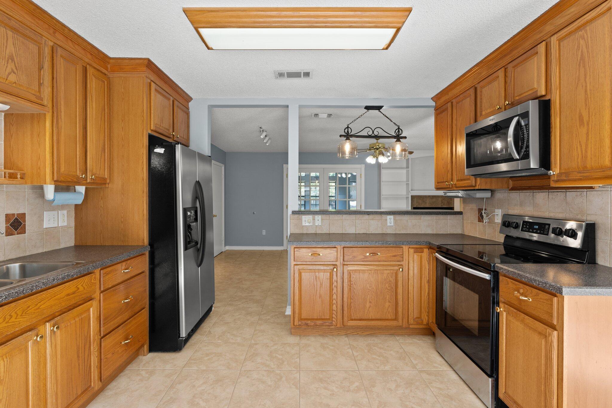 BLUEWATER BAY VILLAGE 1B - Residential