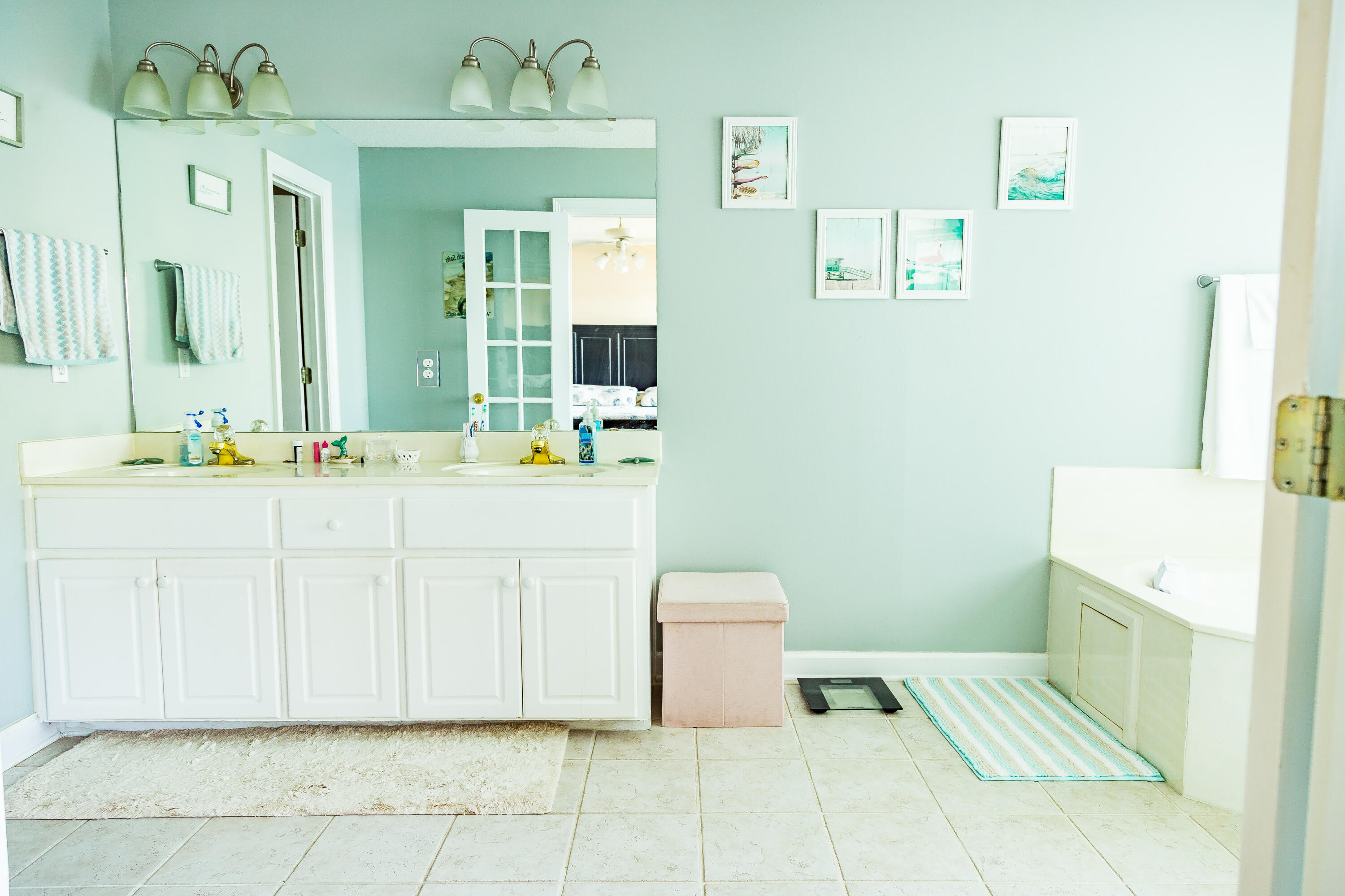 CAPTIVA COVE - Residential