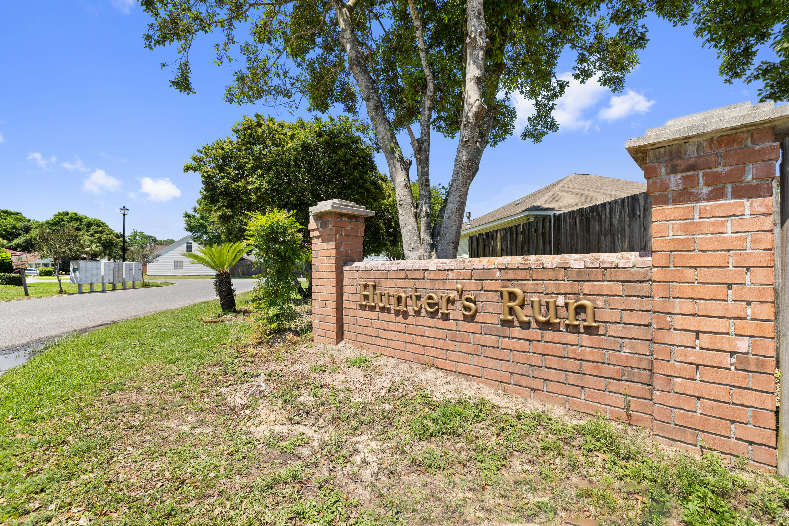 HUNTERS RUN S/D - Residential