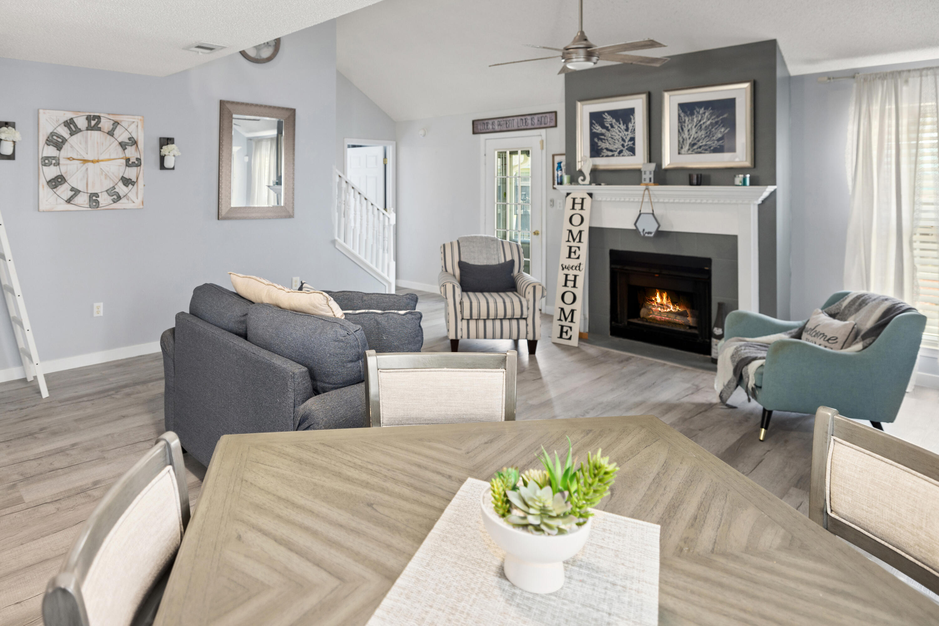 HUNTERS RUN S/D - Residential