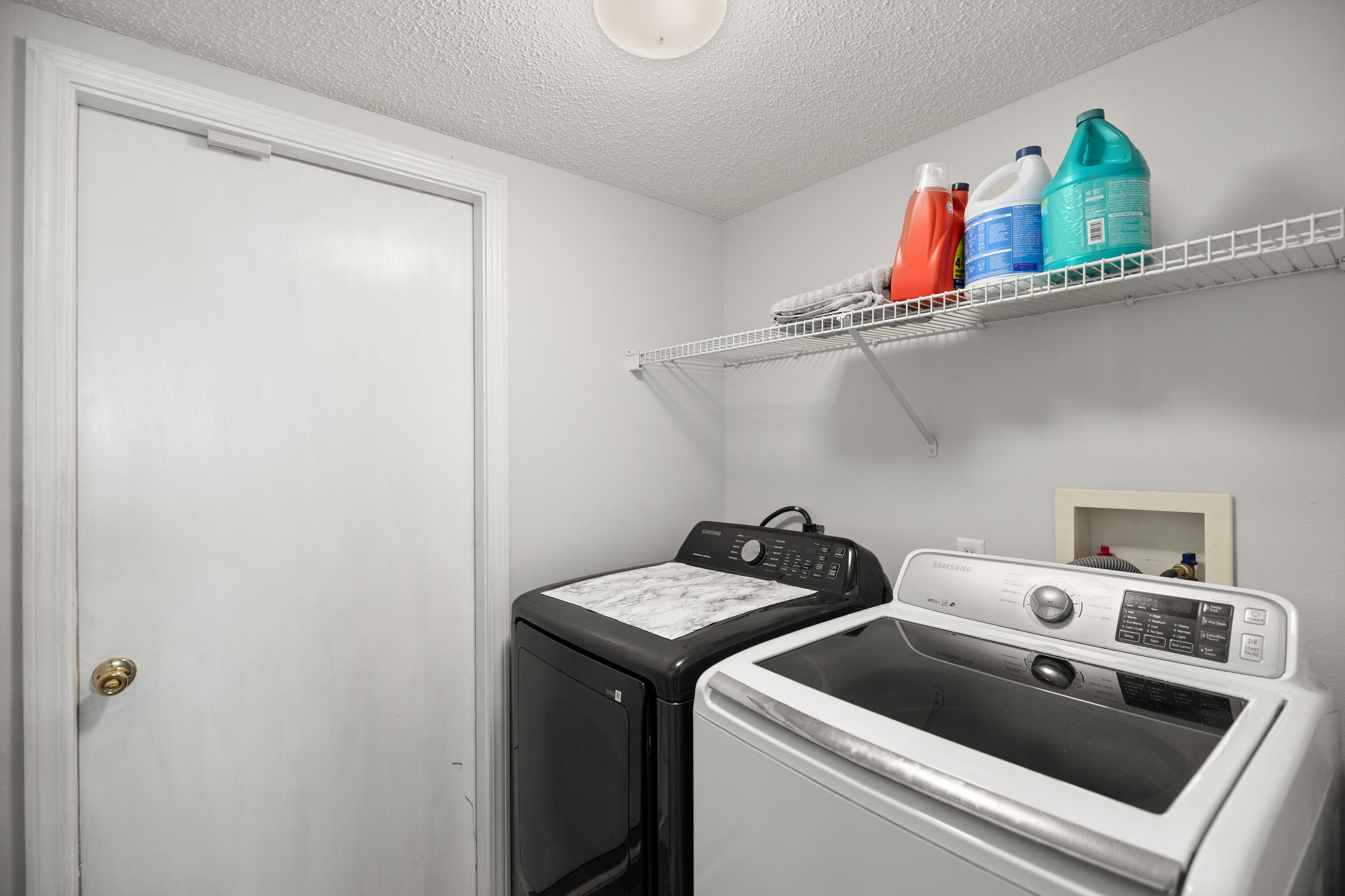 HUNTERS RUN S/D - Residential