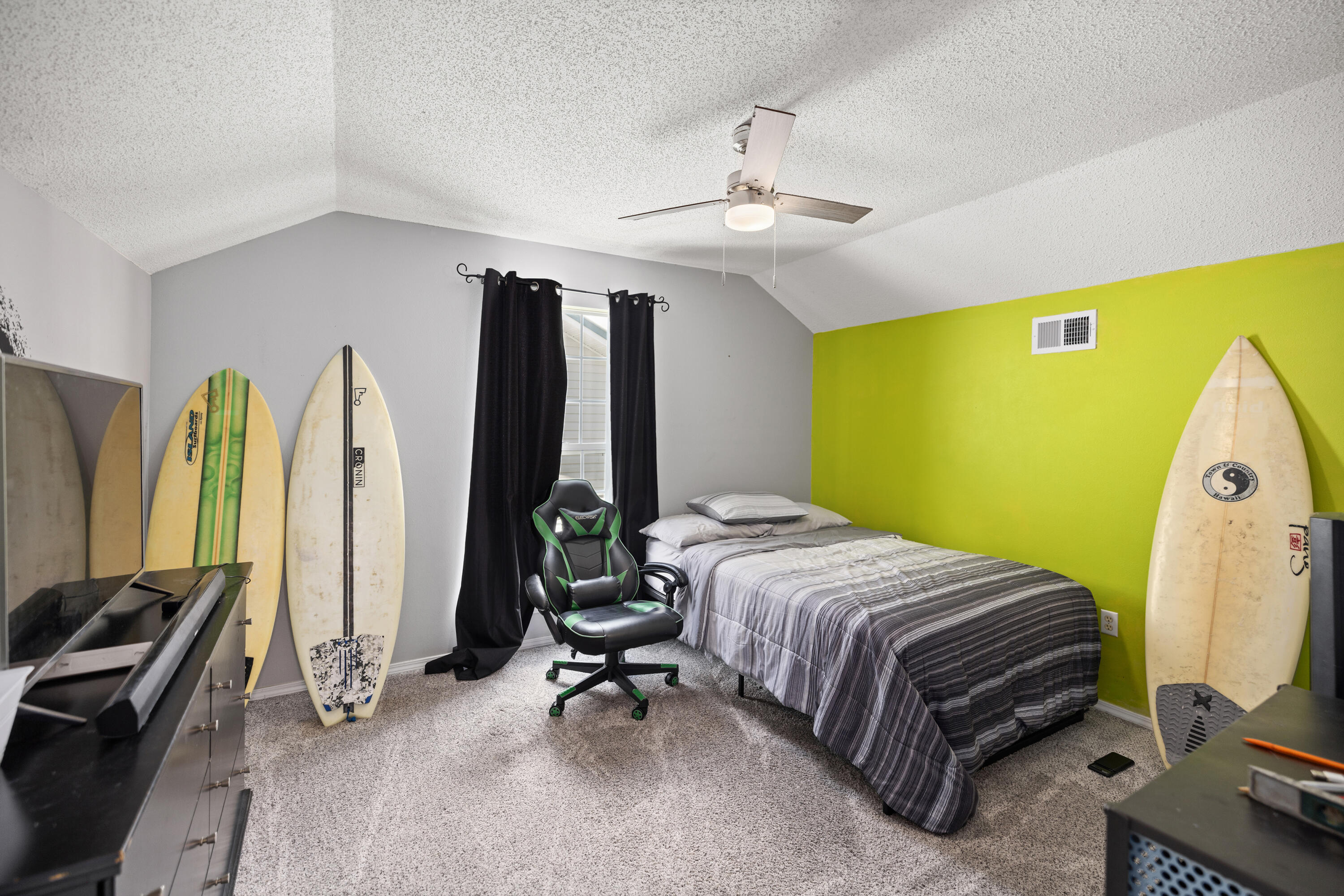 HUNTERS RUN S/D - Residential