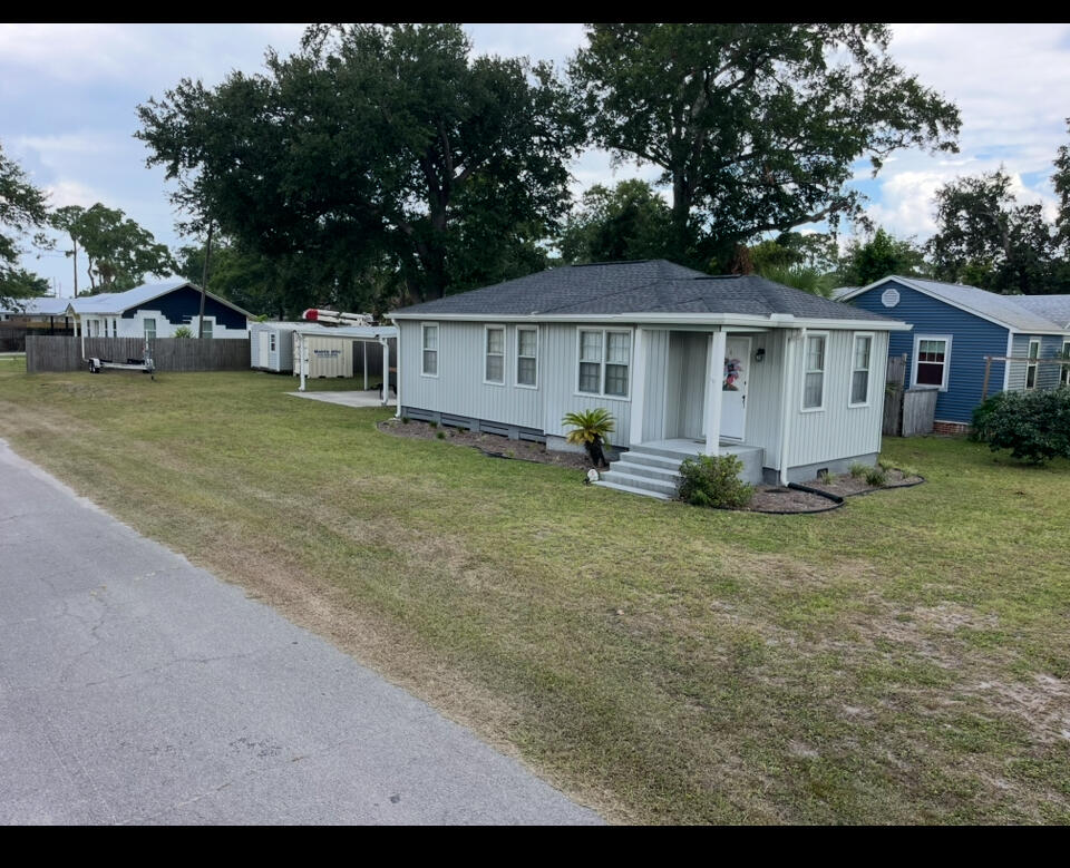 MCGUIGAN/ADAMS - Residential