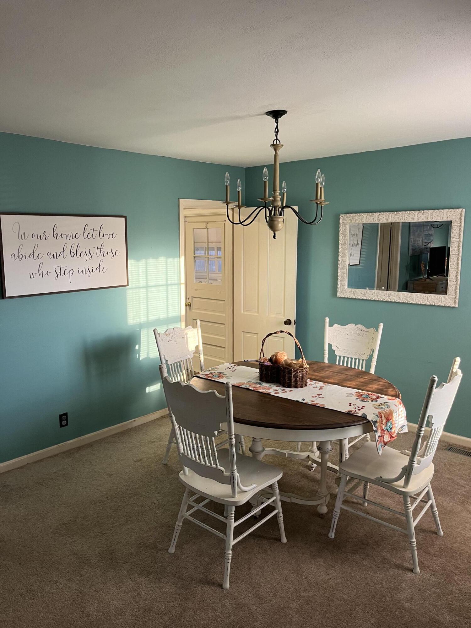 MCGUIGAN/ADAMS - Residential