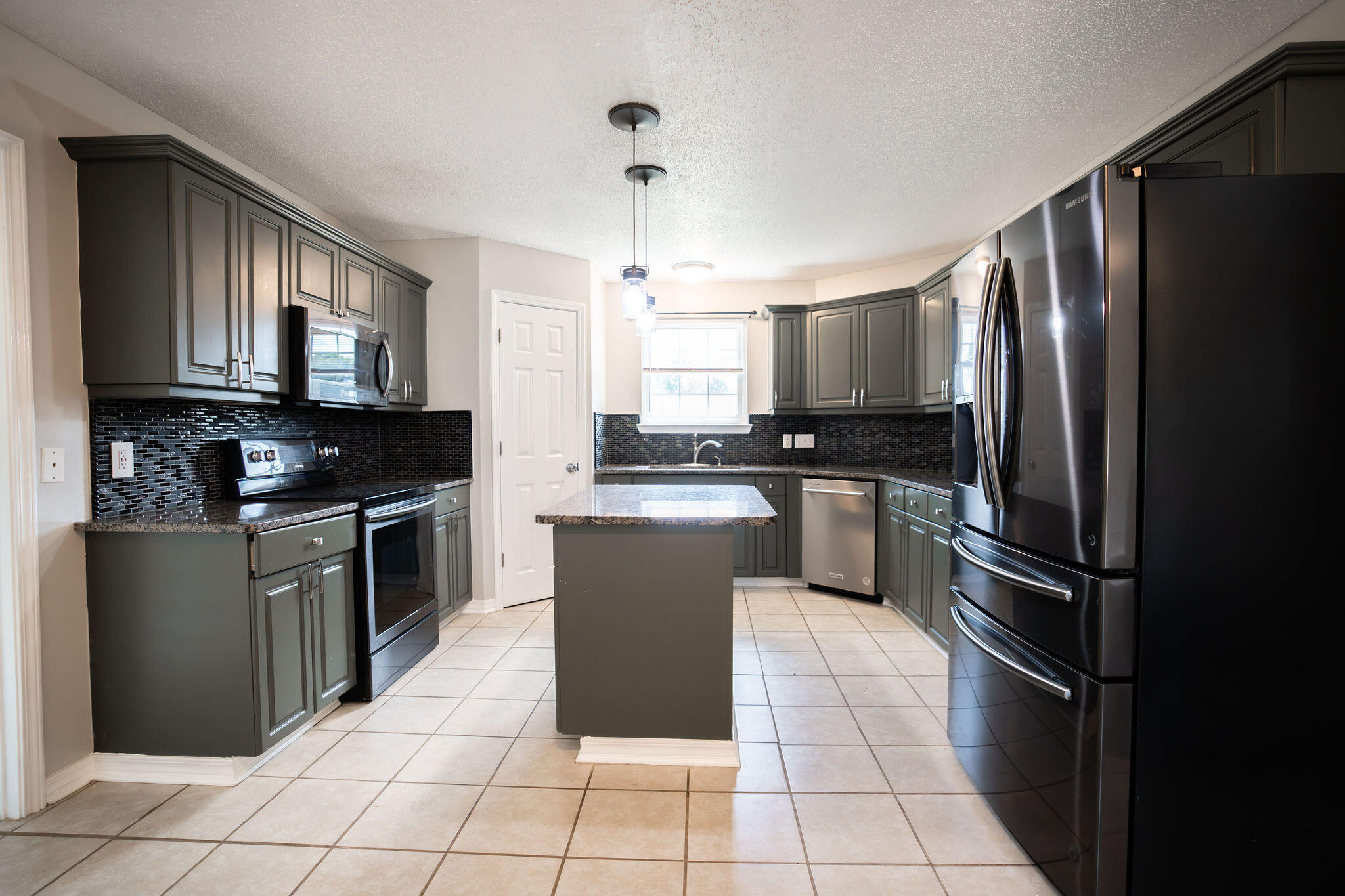 COUNTRYVIEW ESTATES 4TH ADDN PH 4 - Residential