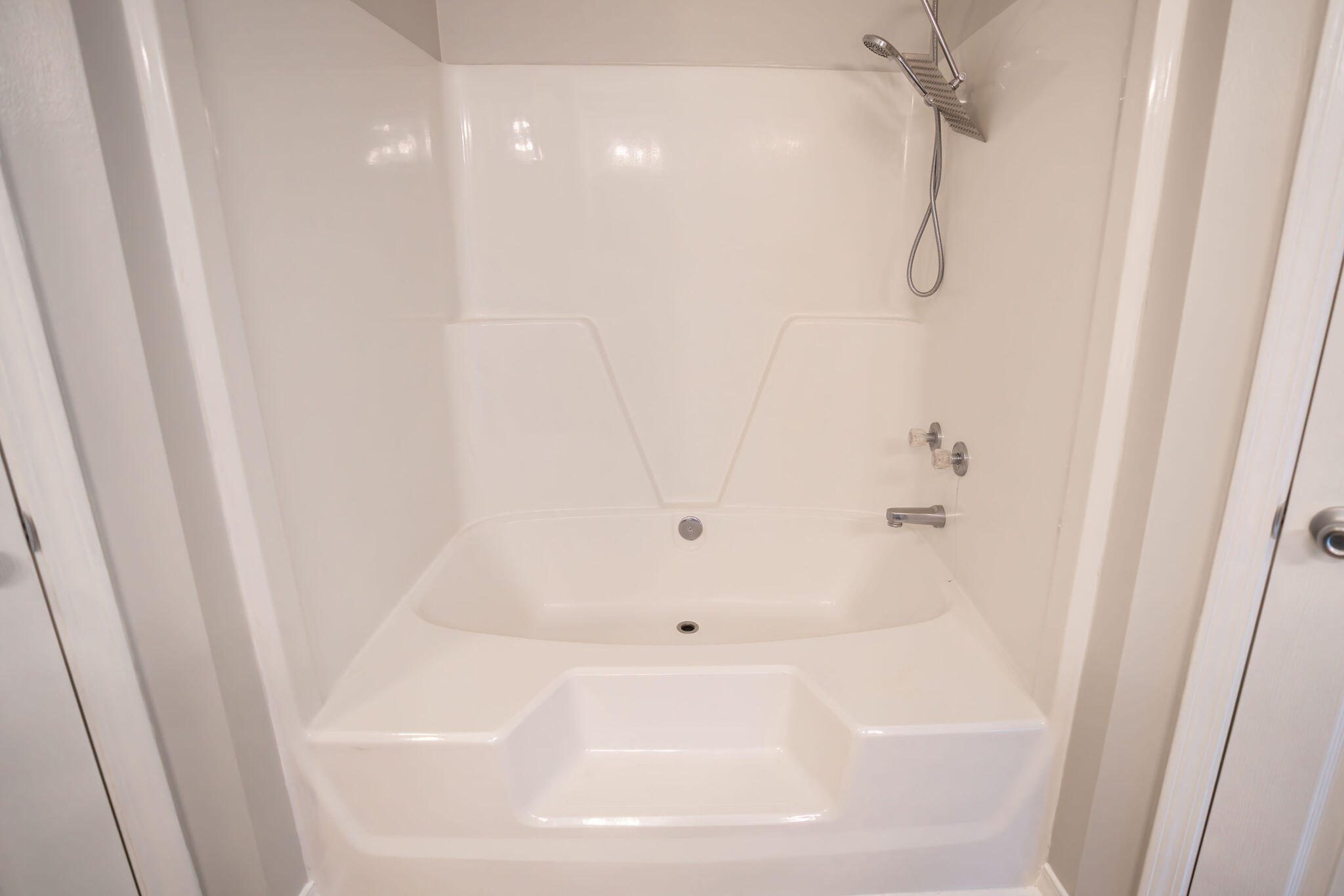 COUNTRYVIEW ESTATES 4TH ADDN PH 4 - Residential