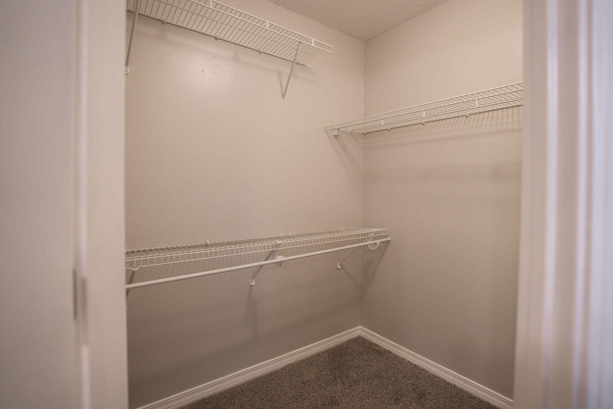 COUNTRYVIEW ESTATES 4TH ADDN PH 4 - Residential