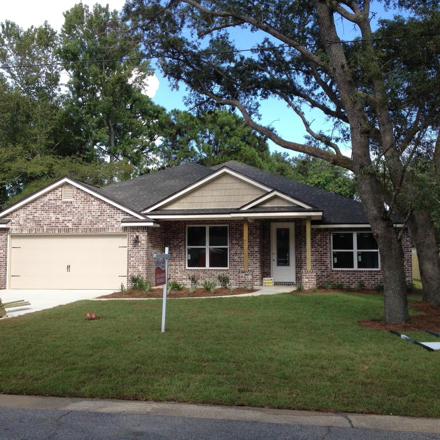 BEAUTIFULLY DESIGNED BRAND NEW HOME. BR 4 is optional office/study room. Split plan for everyones privacy. Laundry room is big enough for a freezer. Breakfast Bar is 9' long. Granite countertops. Colored walls contrast beautifully with white trim/doors. Ceiling is 9' in living area. Trayed ceilings in DR, LR and Mstr Suite. Crown molding. Hardwood look tiled floors. Guest bedrooms having WW carpet. Master bath has double vanities, garden tub & a 5' long separate shower. Return Air in all BR's. HUGE rear porch (12' x 16')perfect for outdoor enjoyment. Pull down attic ladder with decking above. Sprinkler sys automatically turn off when rain is detected. Big back yard for entertaining. Choctaw Bay Beach Park two blocks away with boat ramp, swings, benches, toilets.