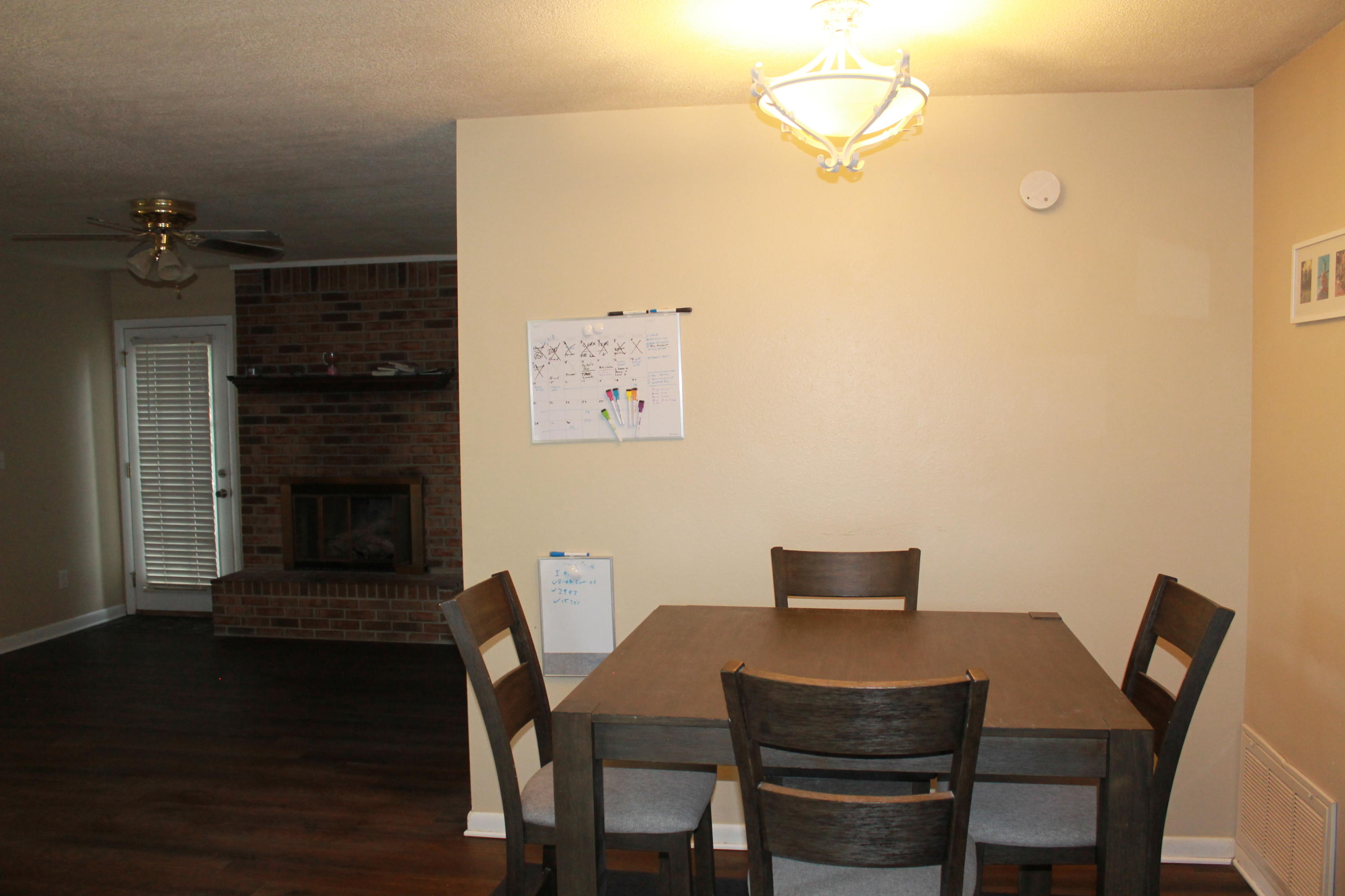 CREEKSIDE 2 - Residential Lease