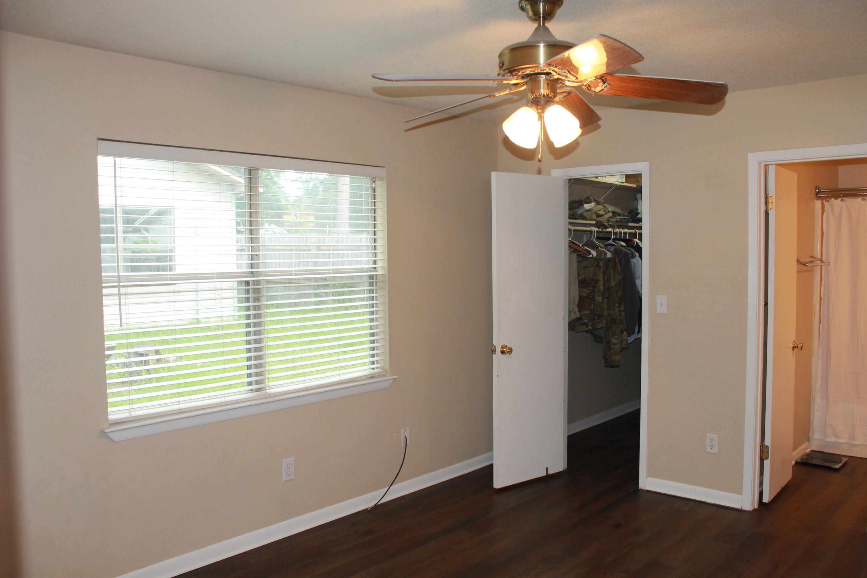 CREEKSIDE 2 - Residential Lease