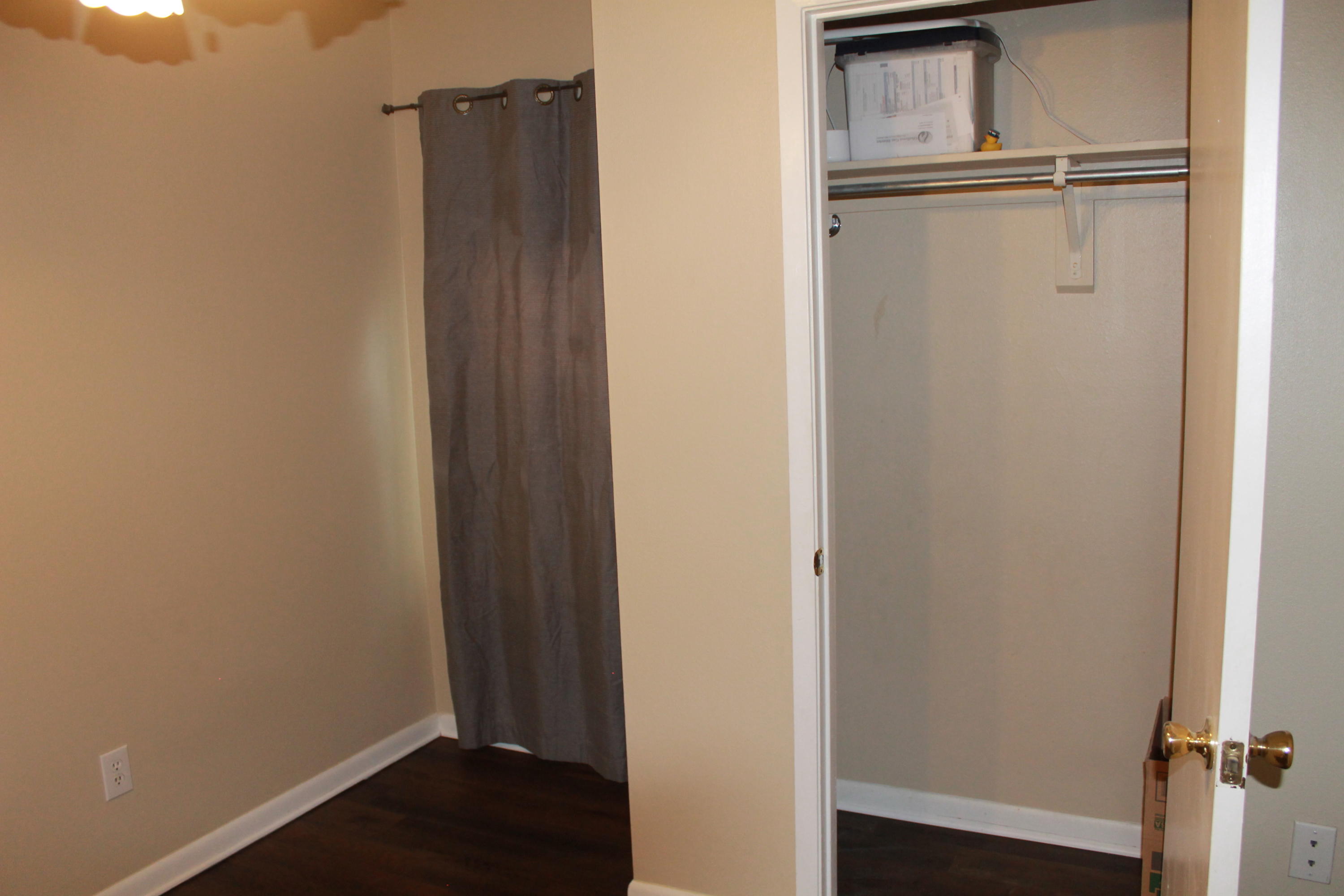 CREEKSIDE 2 - Residential Lease