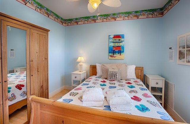 VILLAGE OF SUGAR BEACH AT SEAGROVE BEACH - Residential