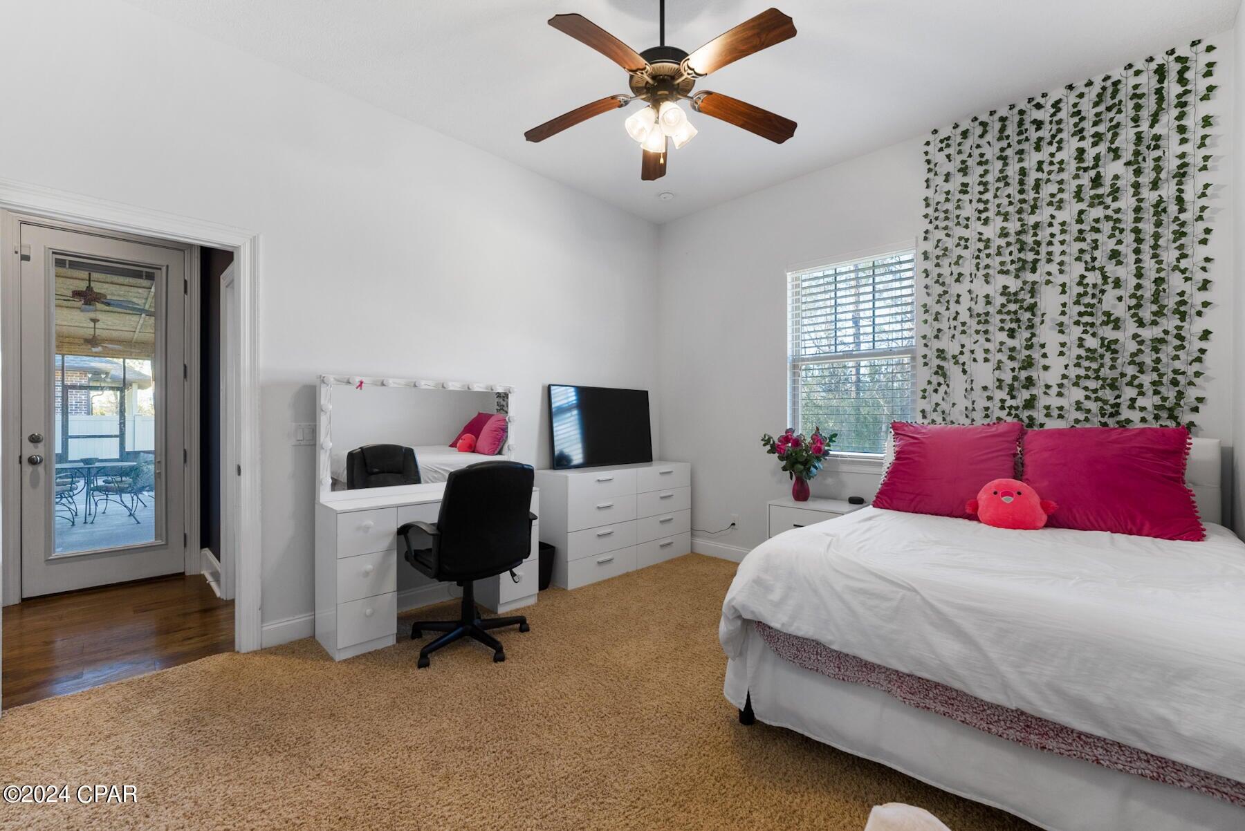 Hawks Landing - Residential