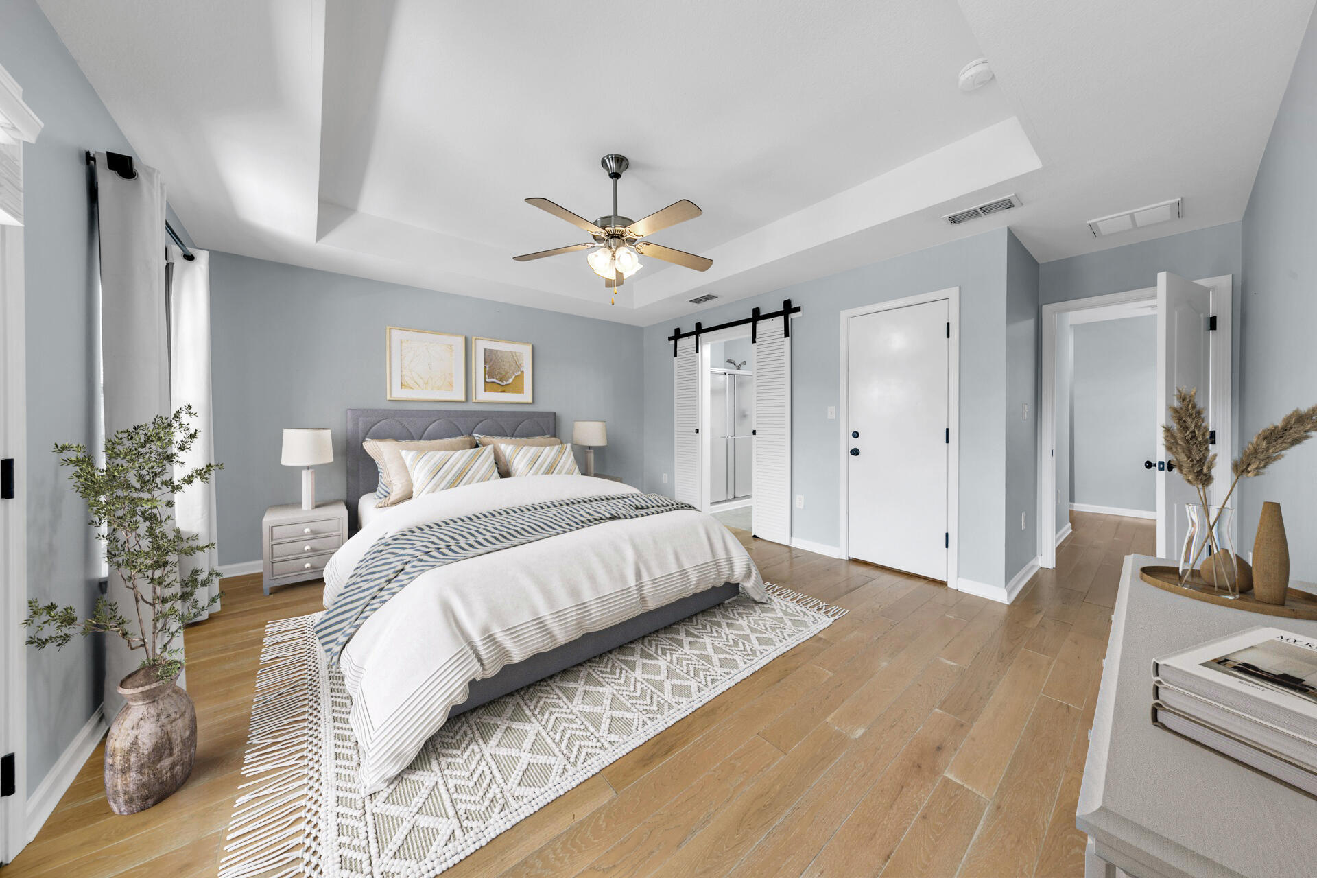 EAGLE BAY - Residential