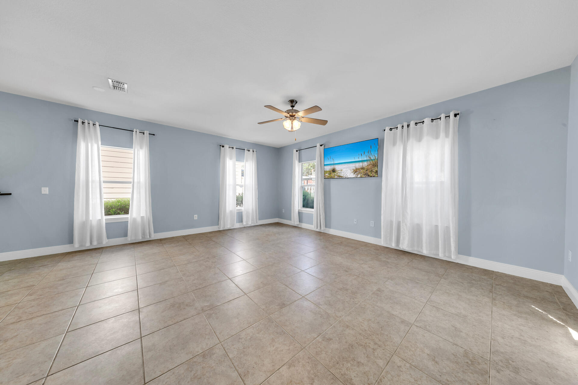EAGLE BAY - Residential