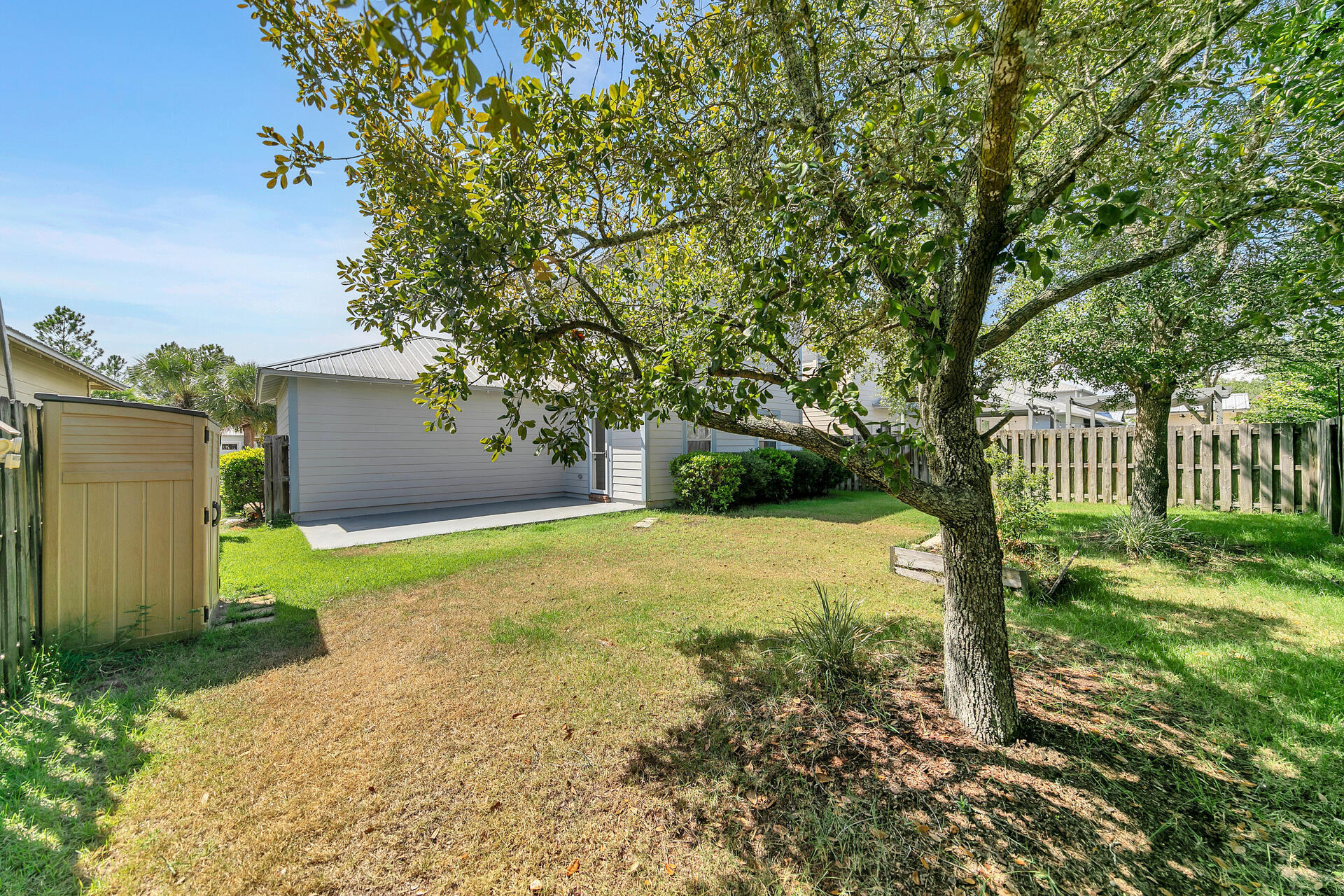 EAGLE BAY - Residential