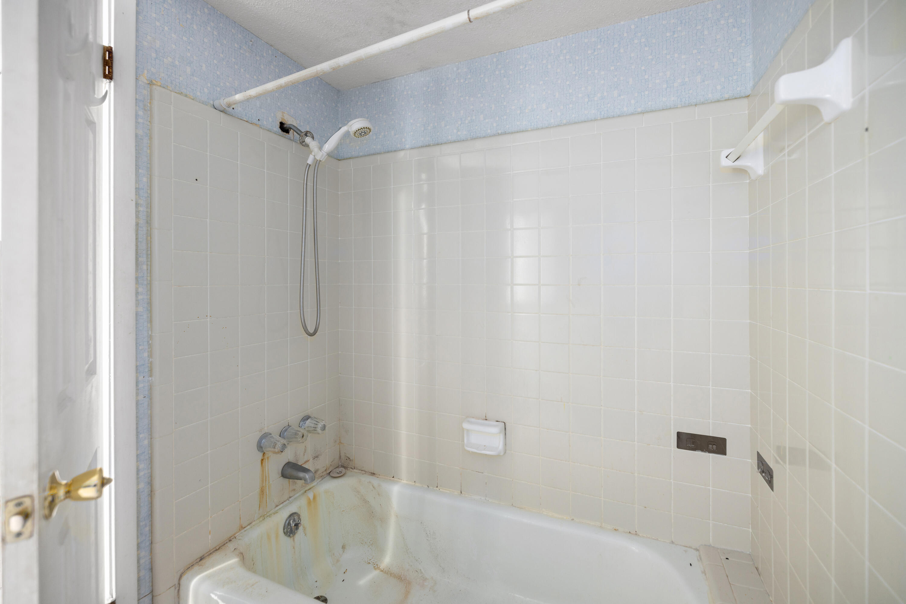 LAKE LORRAINE ESTATES 2 - Residential