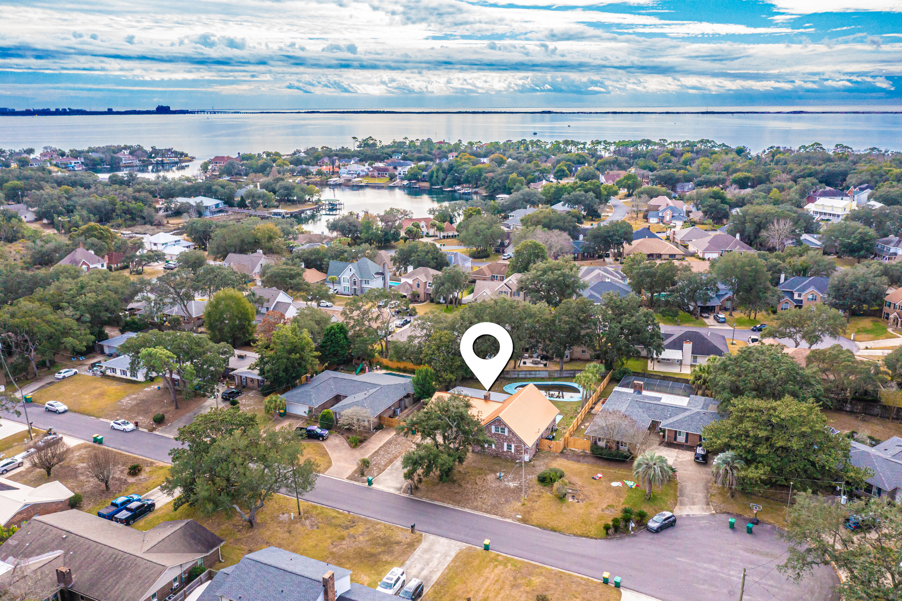 LAKE LORRAINE ESTATES 2 - Residential