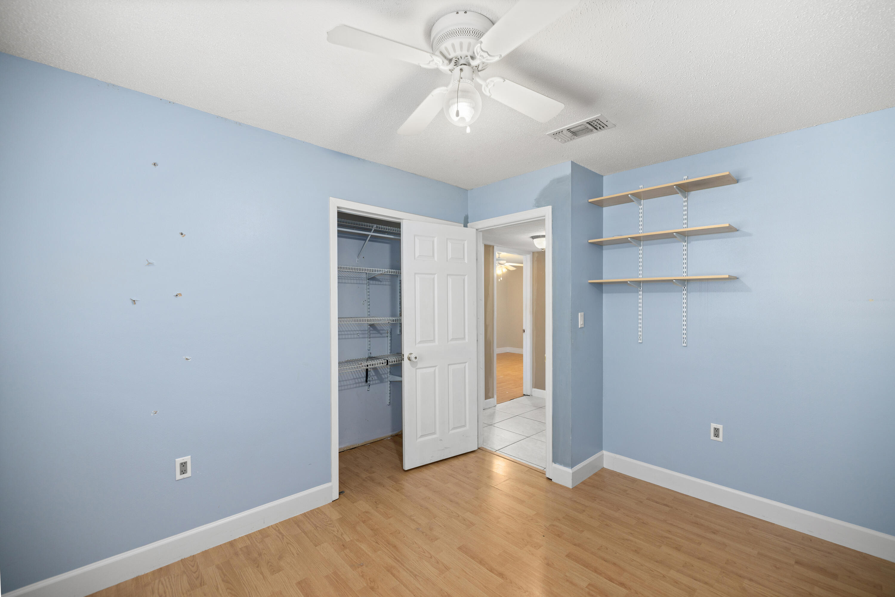 LAKE LORRAINE ESTATES 2 - Residential