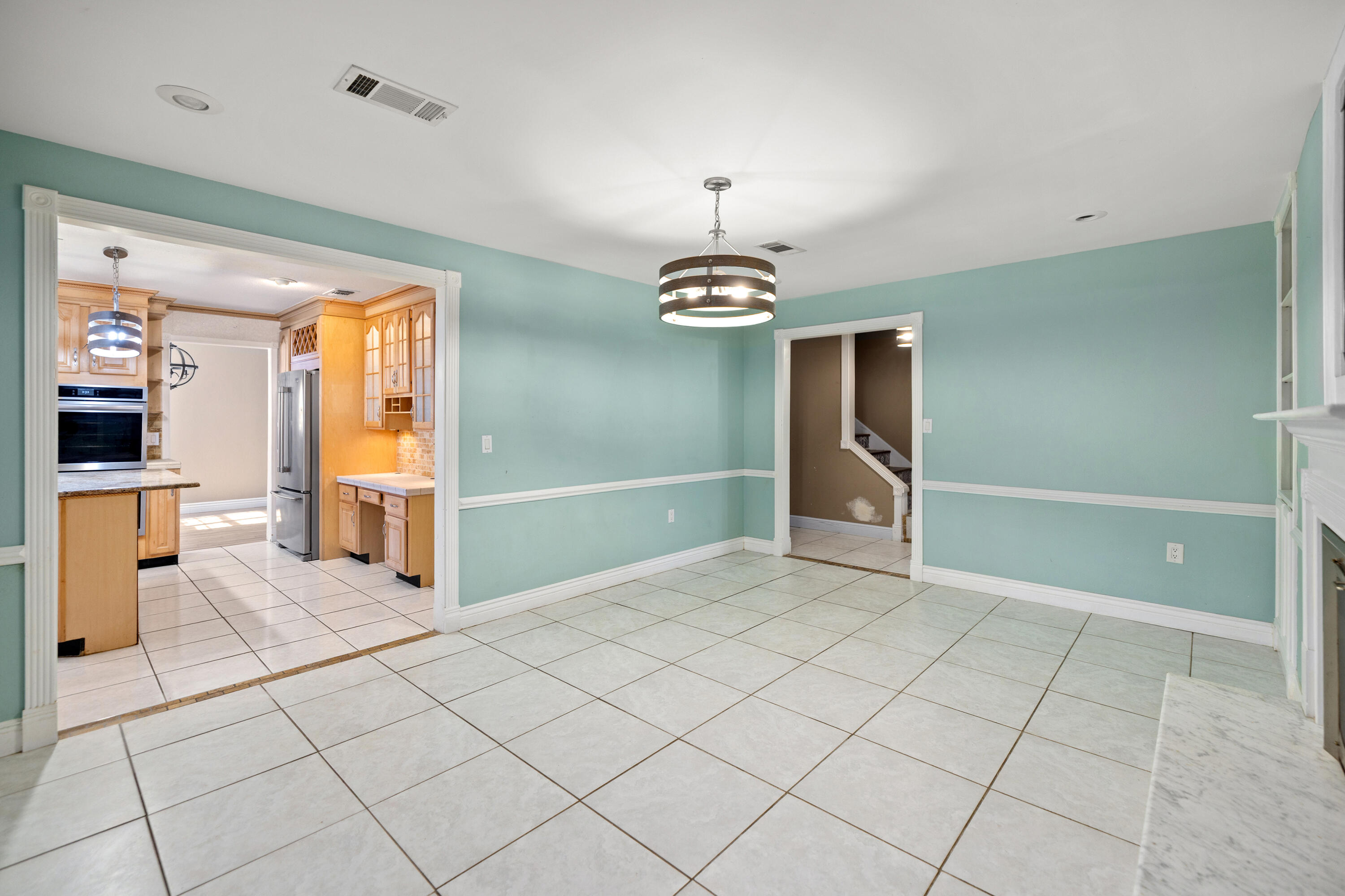 LAKE LORRAINE ESTATES 2 - Residential