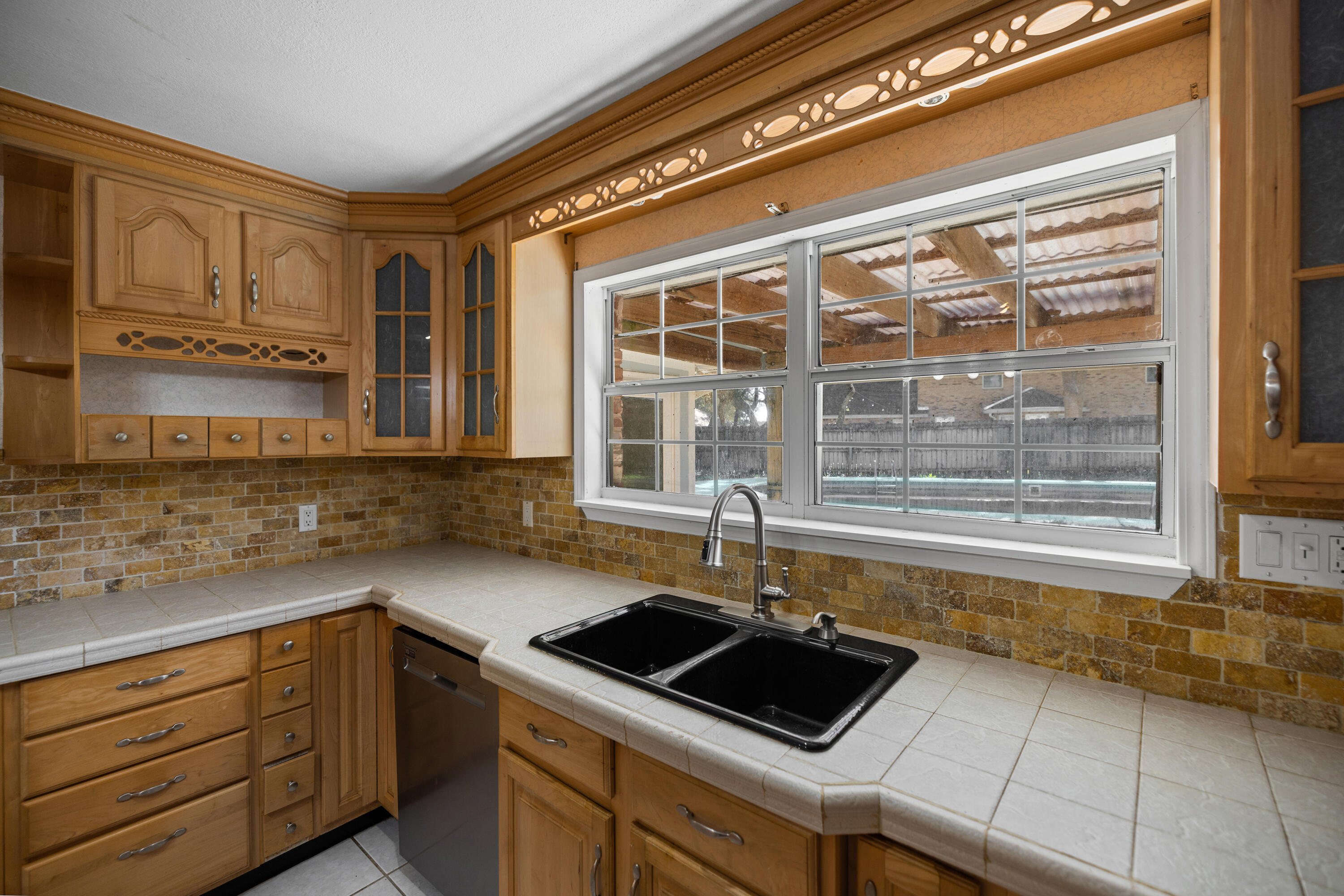 LAKE LORRAINE ESTATES 2 - Residential