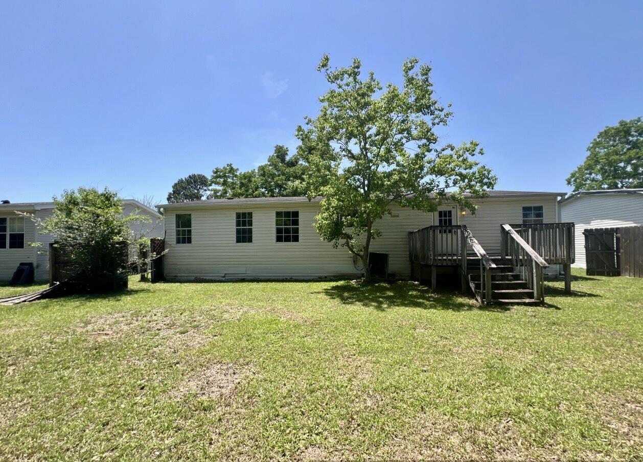 BAREFOOT ESTATES - Residential