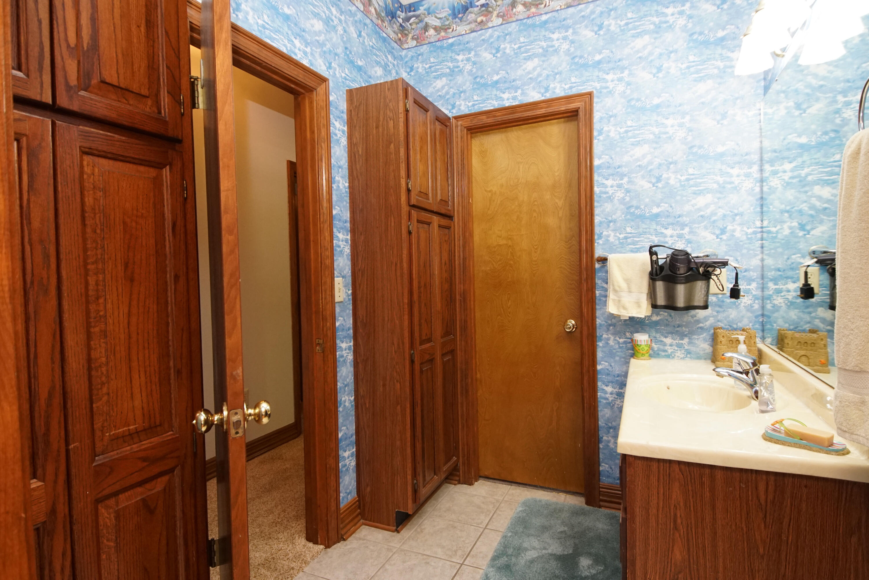 RAINTREE ESTATES #2 - Residential