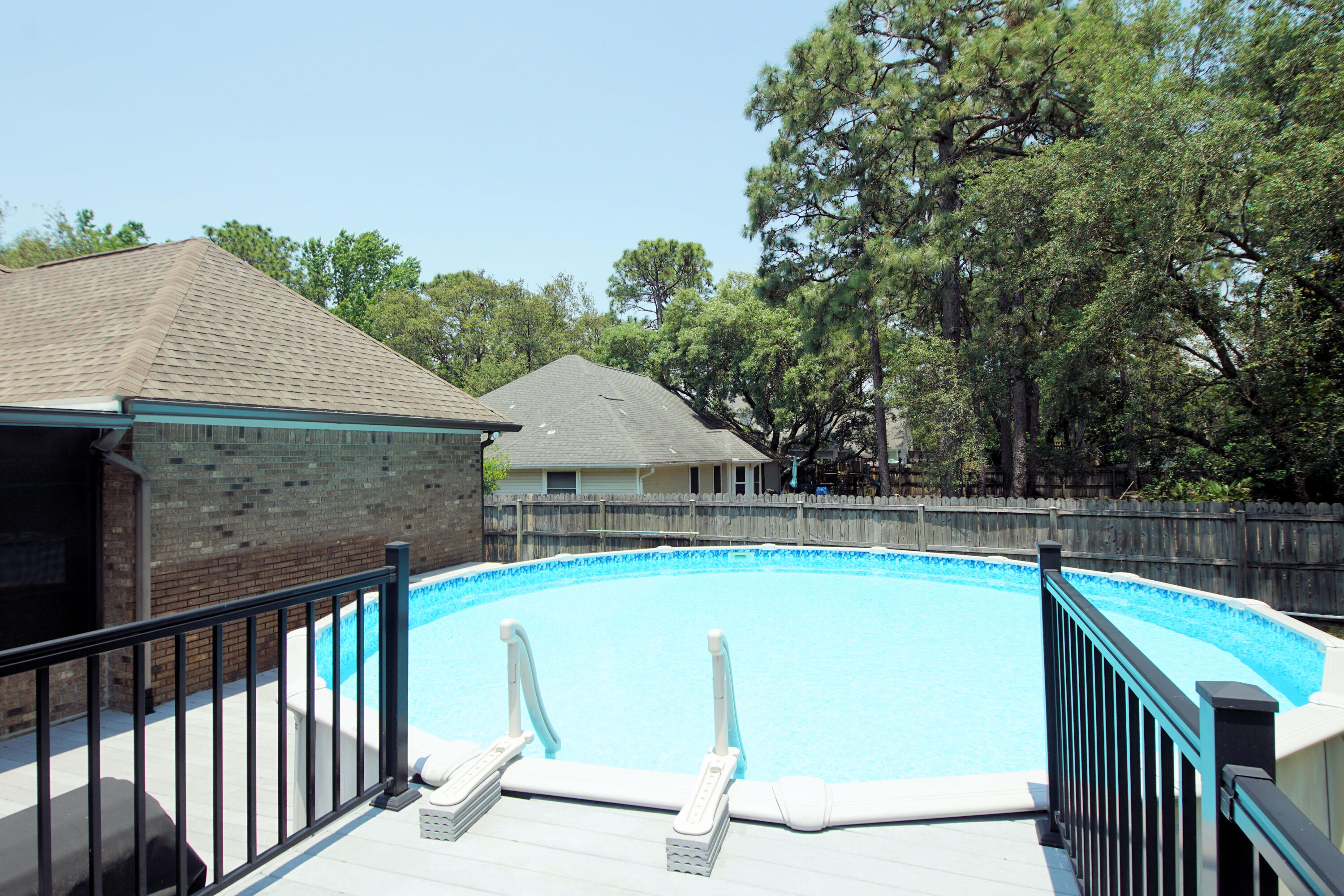 RAINTREE ESTATES #2 - Residential