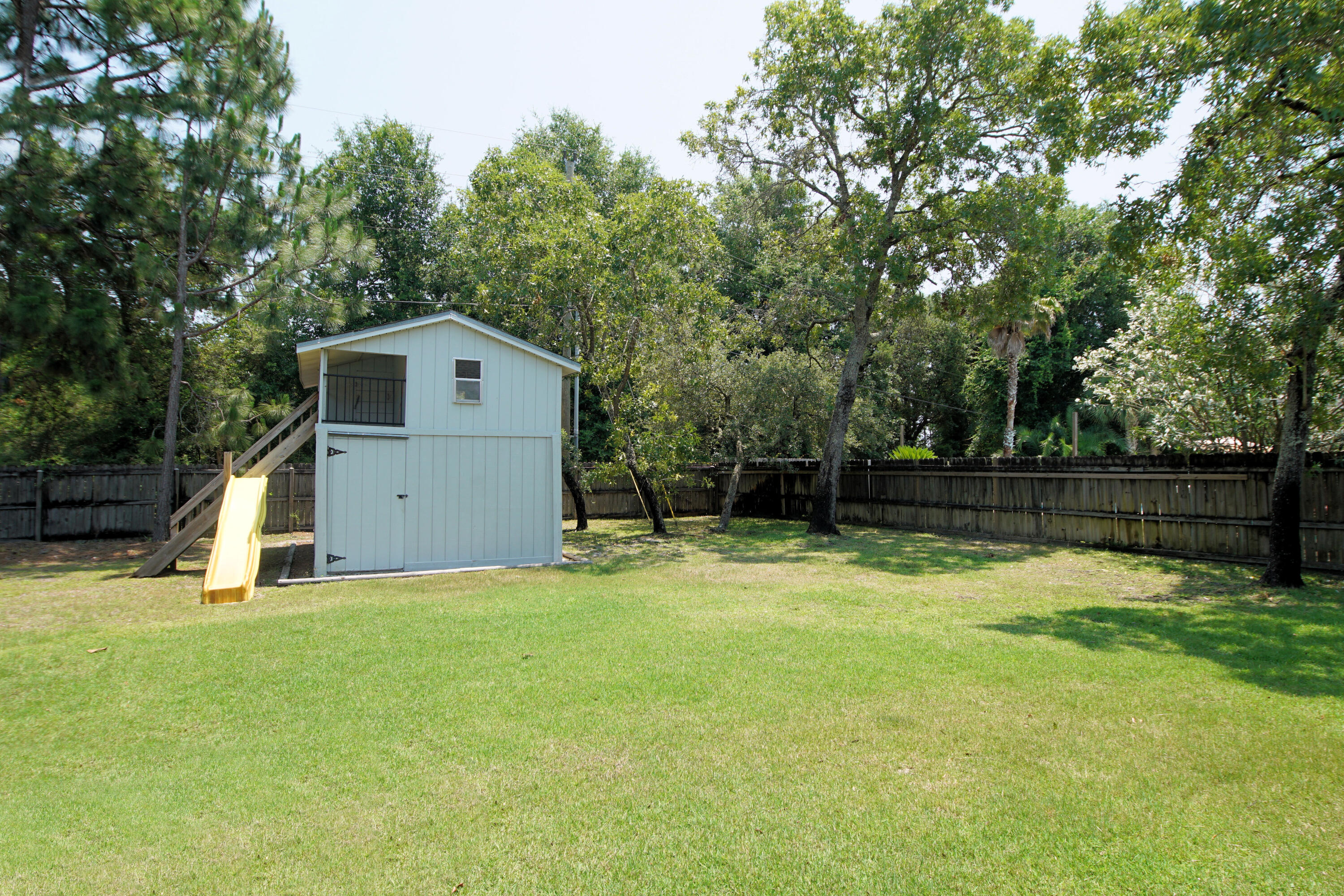 RAINTREE ESTATES #2 - Residential