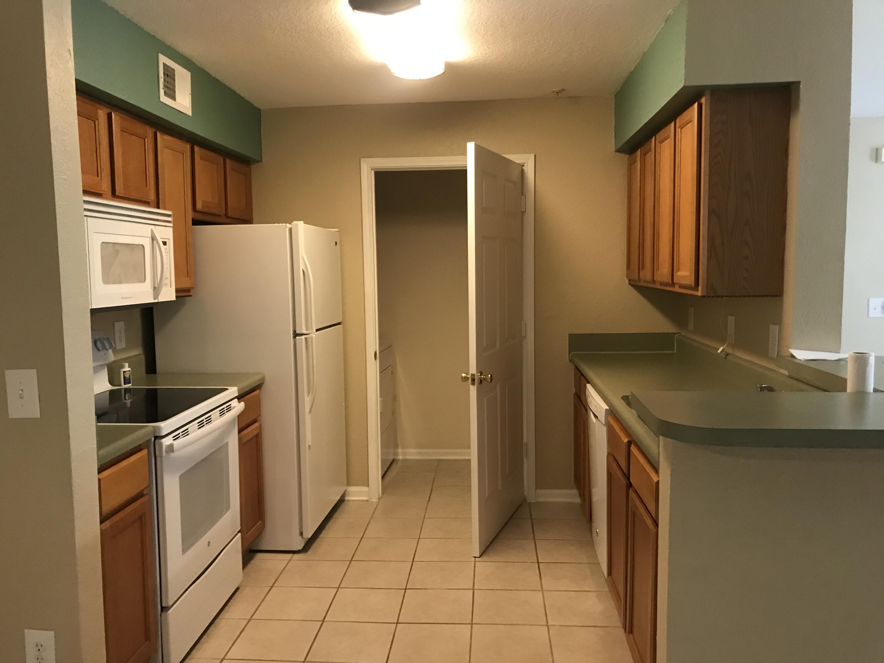 INDIAN LAKE - Residential Lease
