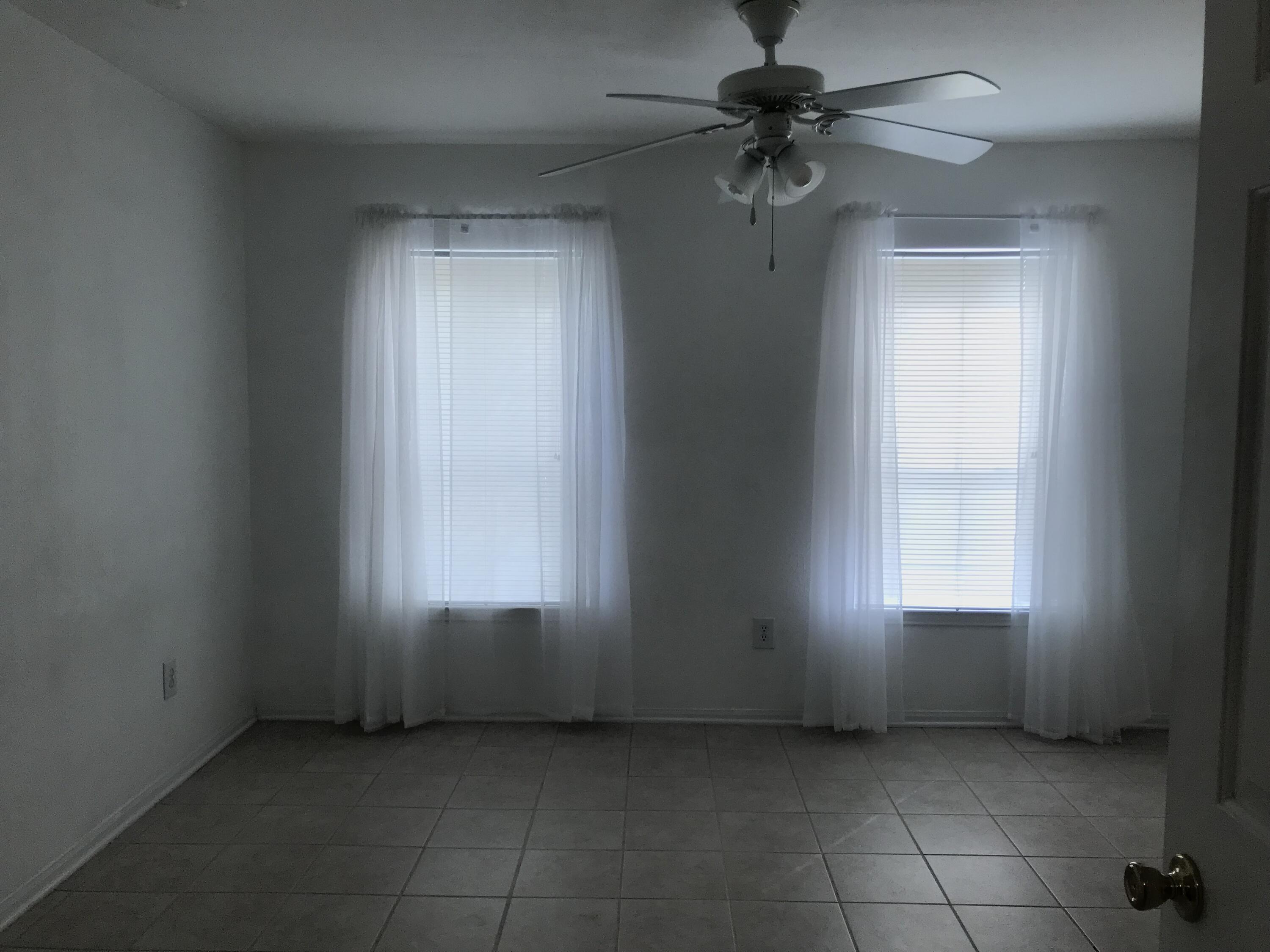INDIAN LAKE - Residential Lease