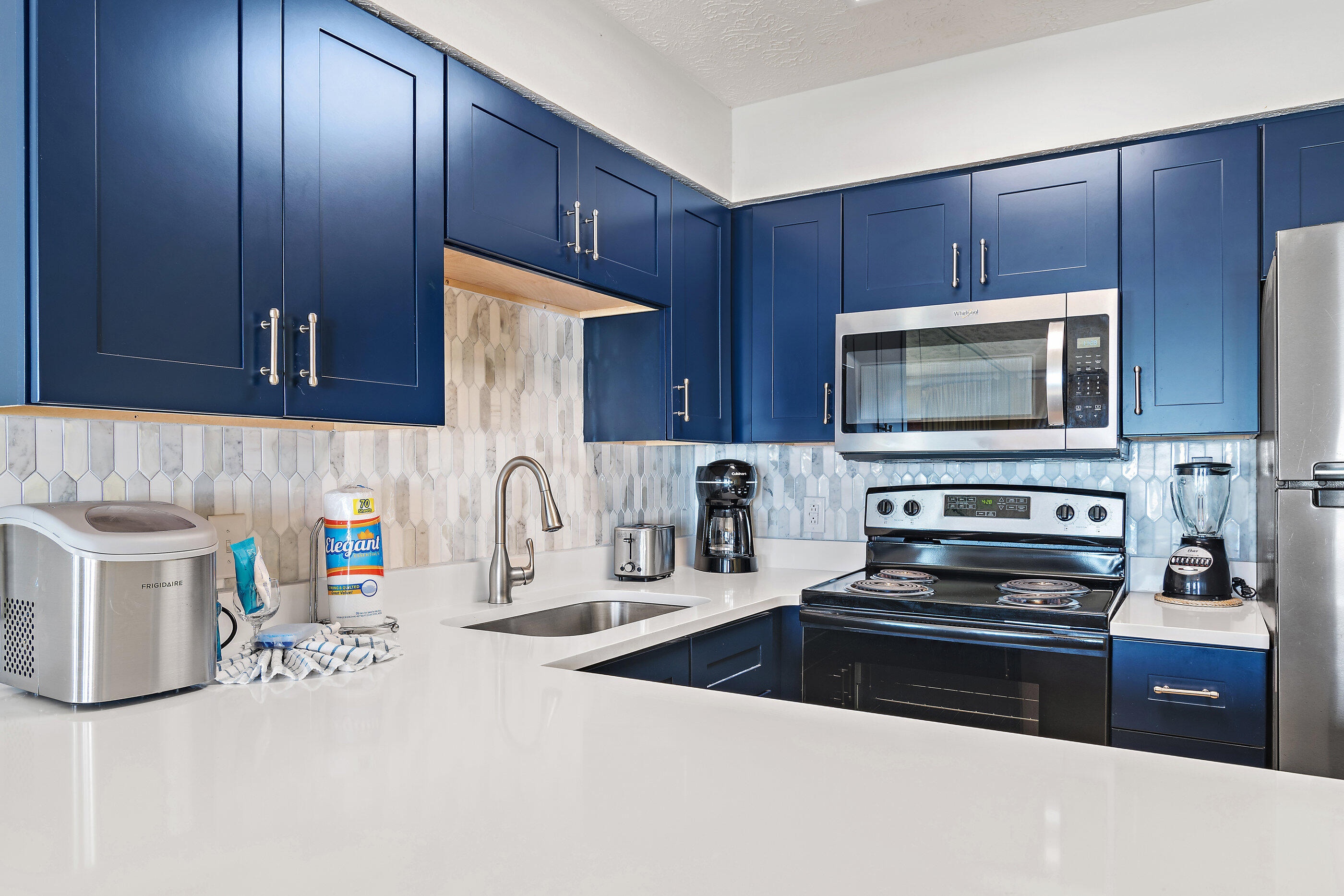 CRYSTAL VILLAS CONDO - Residential