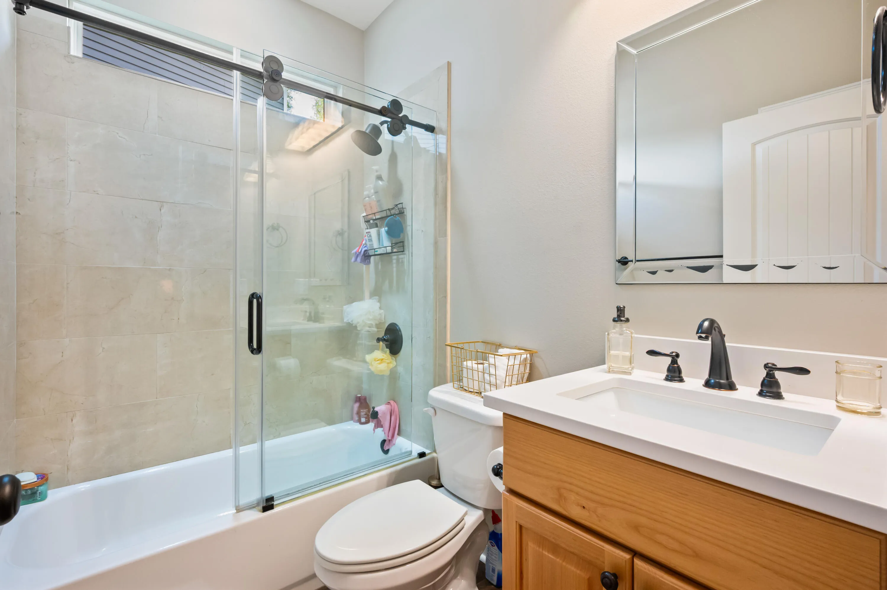 Niceville, Florida 32578, United States, 3 Bedrooms Bedrooms, ,2 BathroomsBathrooms,Residential,Pending,180595