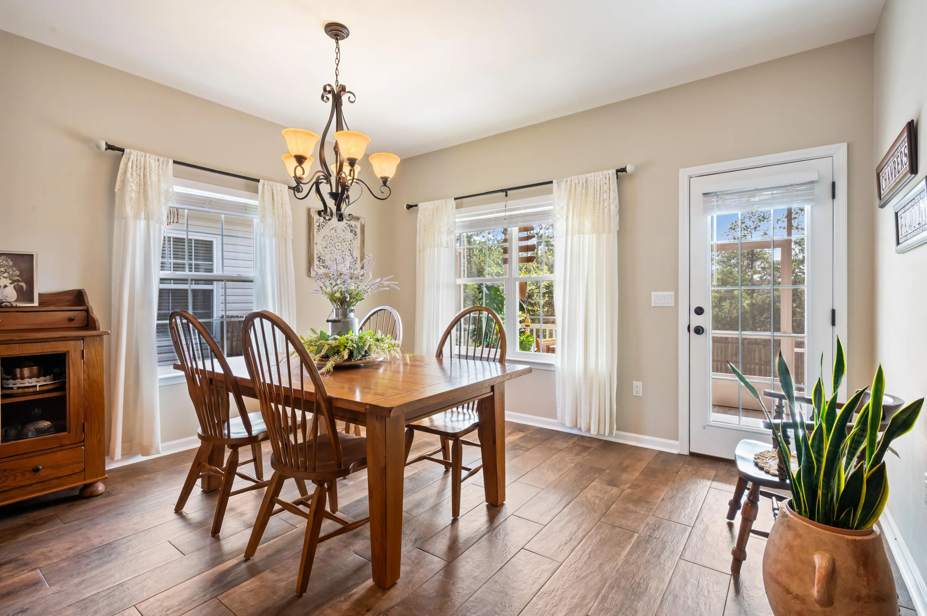 Niceville, Florida 32578, United States, 3 Bedrooms Bedrooms, ,2 BathroomsBathrooms,Residential,Pending,180595