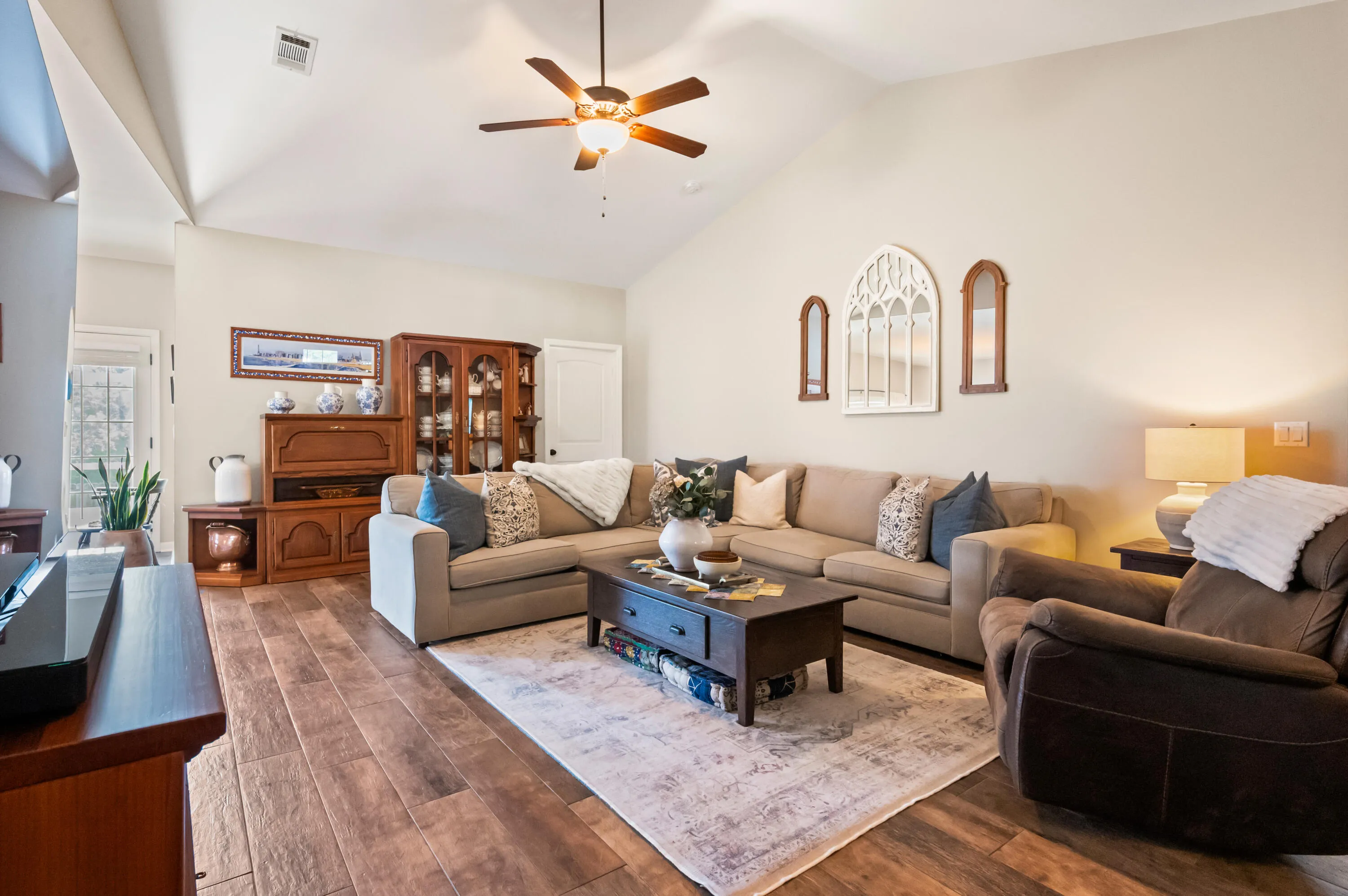 Niceville, Florida 32578, United States, 3 Bedrooms Bedrooms, ,2 BathroomsBathrooms,Residential,Pending,180595