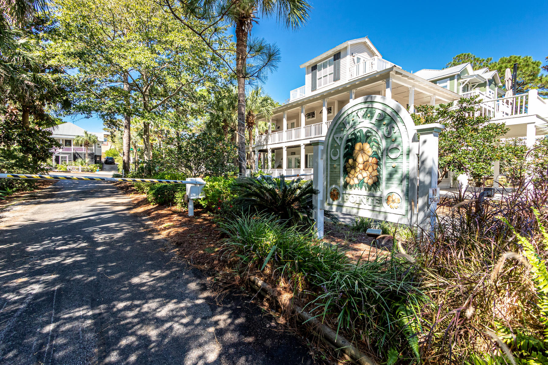 CALYPSO POINTE - Residential