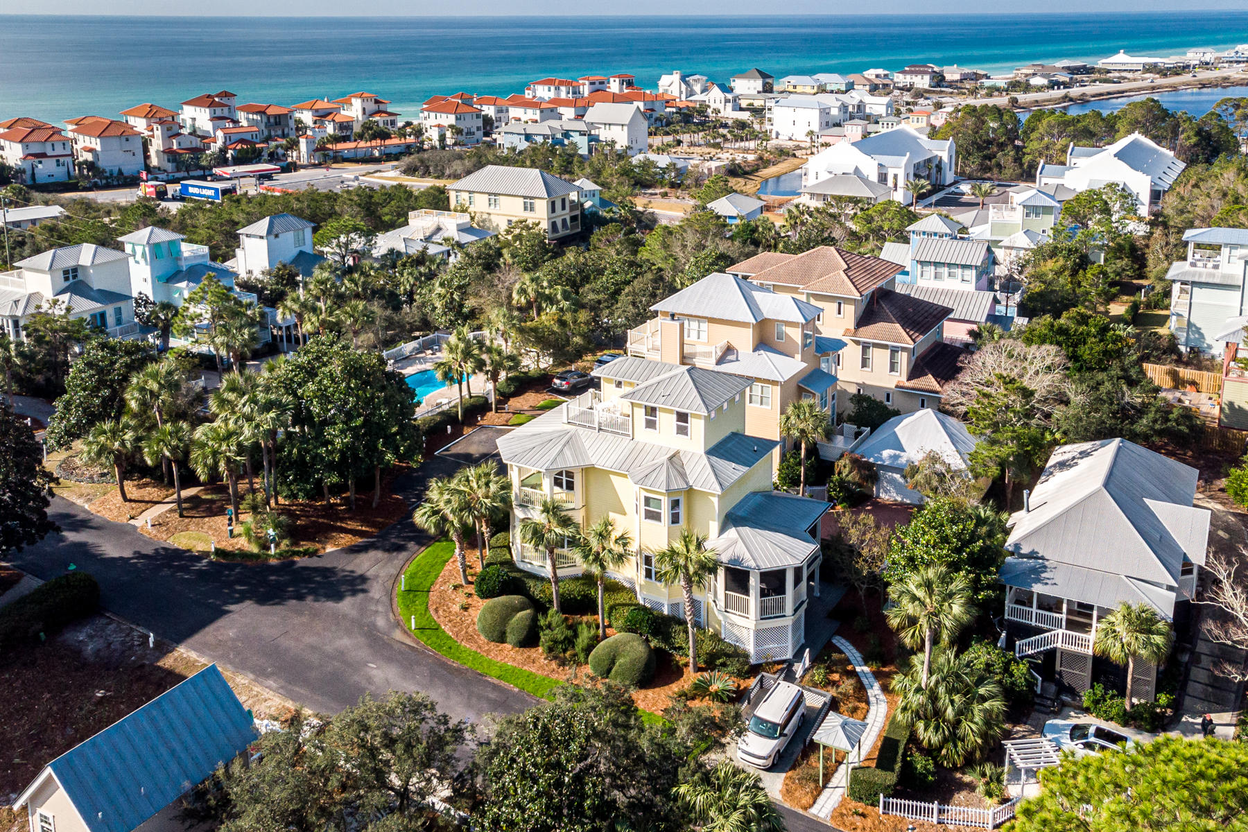 CALYPSO POINTE - Residential