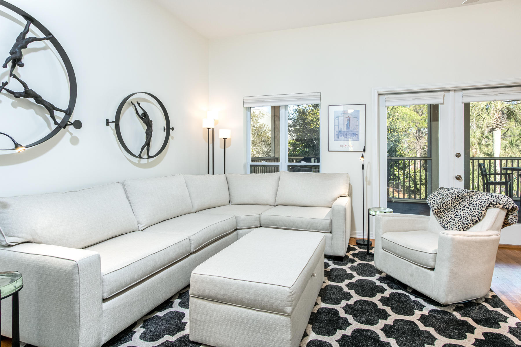 CALYPSO POINTE - Residential