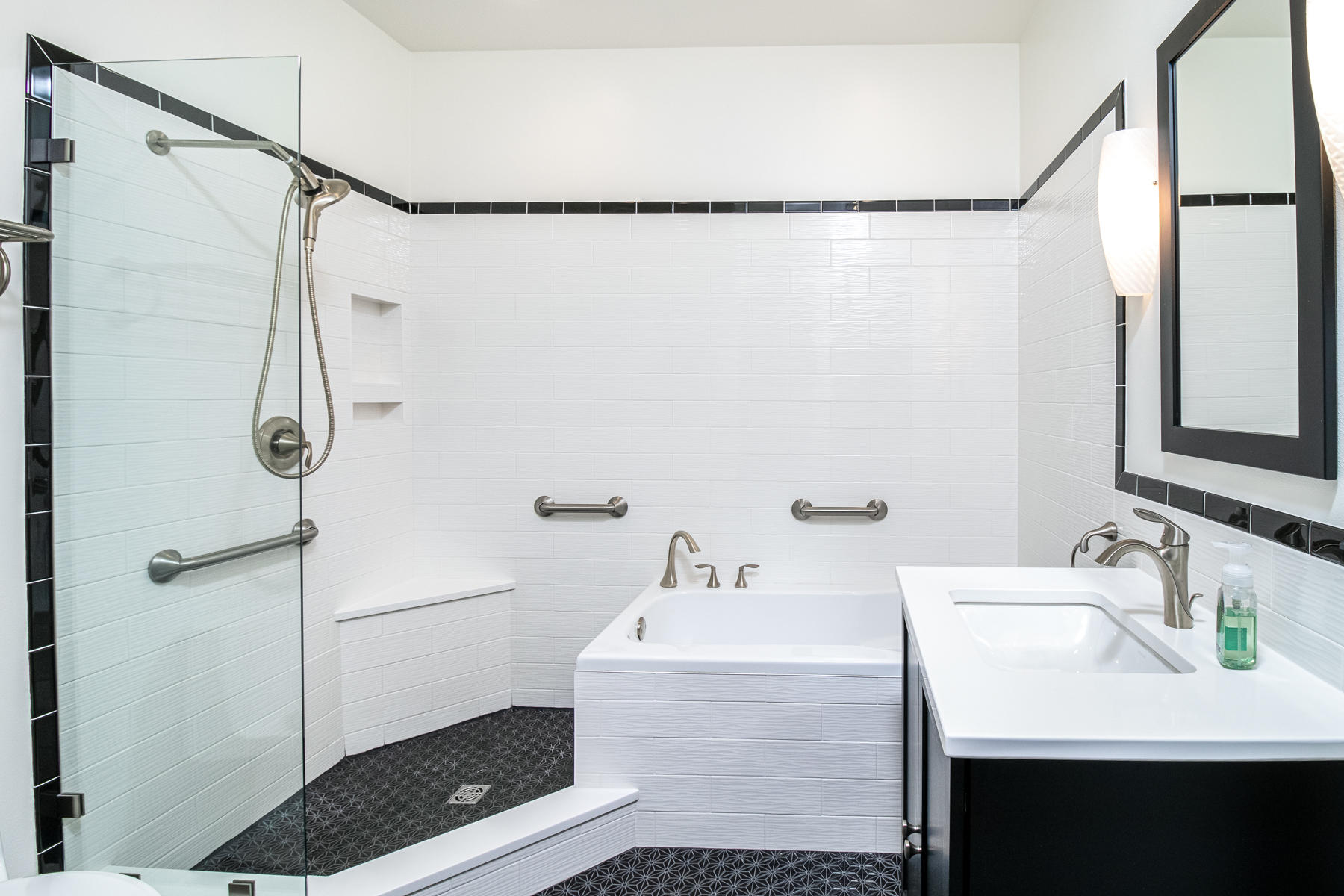 CALYPSO POINTE - Residential