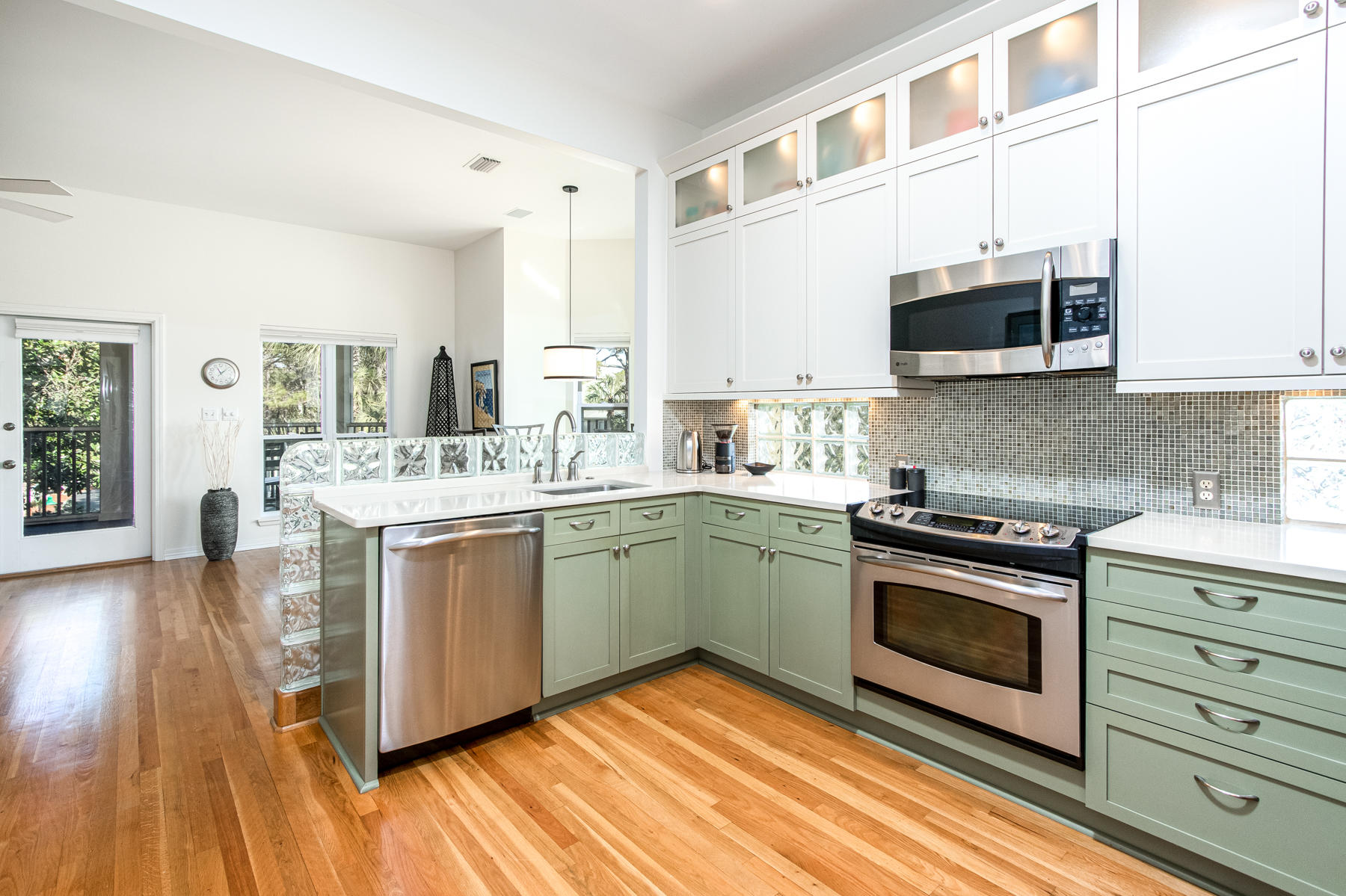 CALYPSO POINTE - Residential