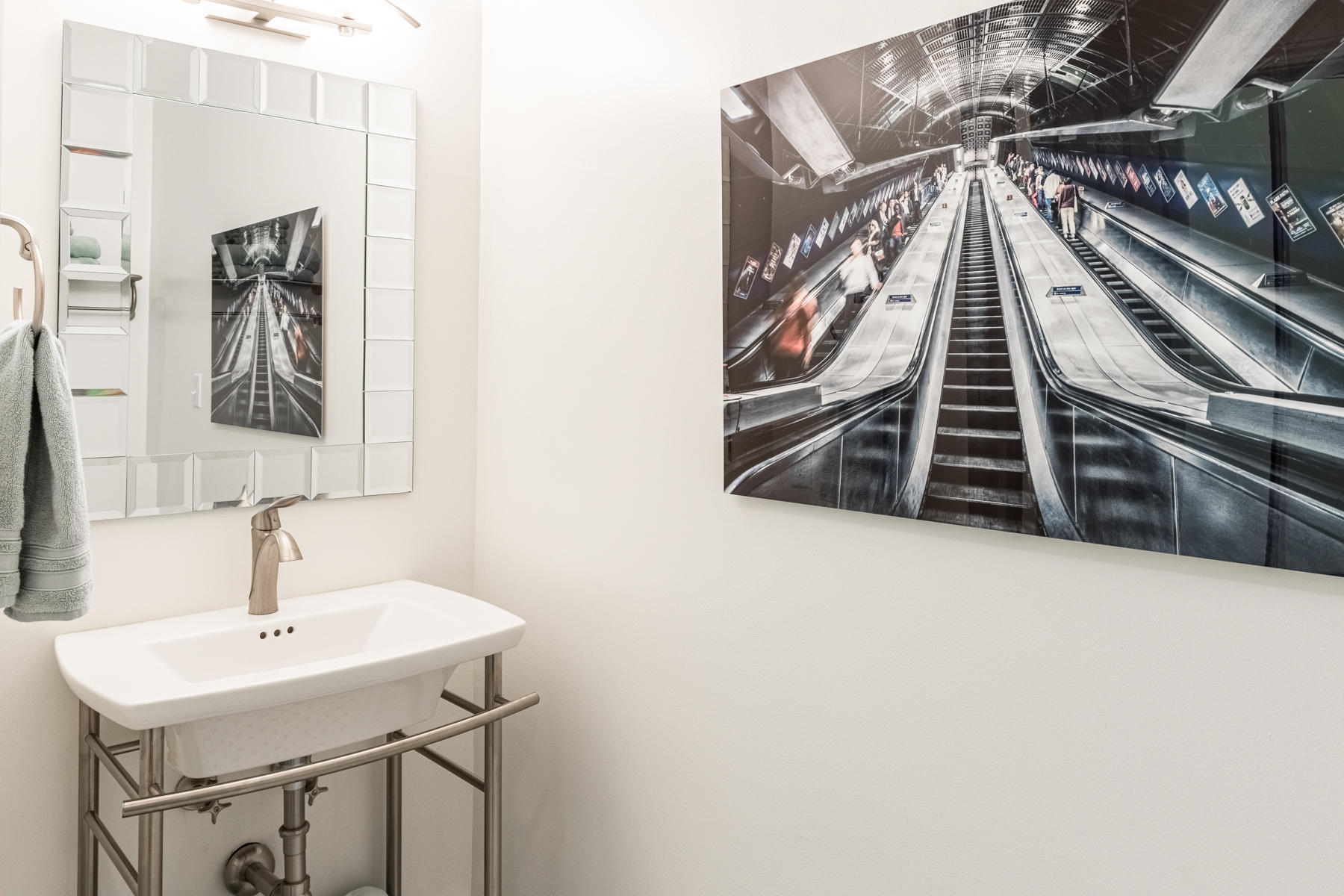 CALYPSO POINTE - Residential