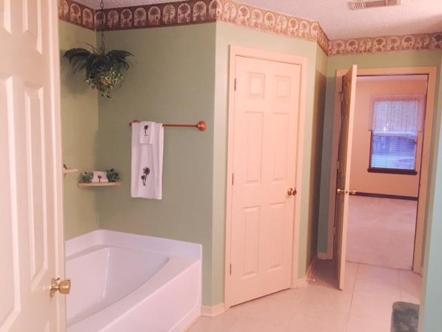 SHADOW OAK S/D - Residential